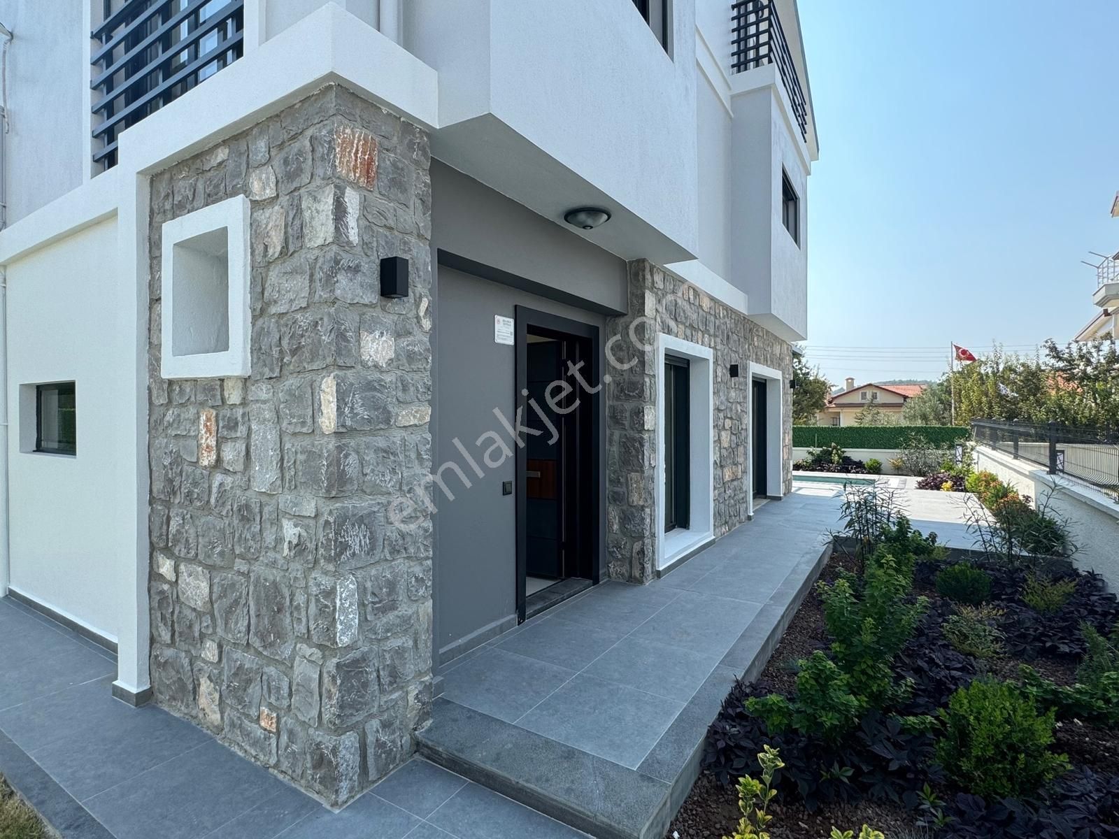 Hisarönü Merkezde 4+1 Sıfır Müstakil Villa | Özel Havuzlu - Görsel 16