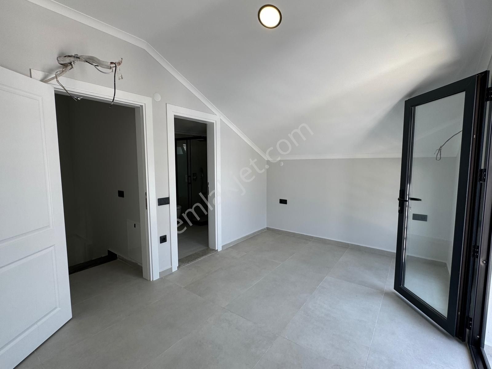 Hisarönü Merkezde 4+1 Sıfır Müstakil Villa | Özel Havuzlu - Görsel 9
