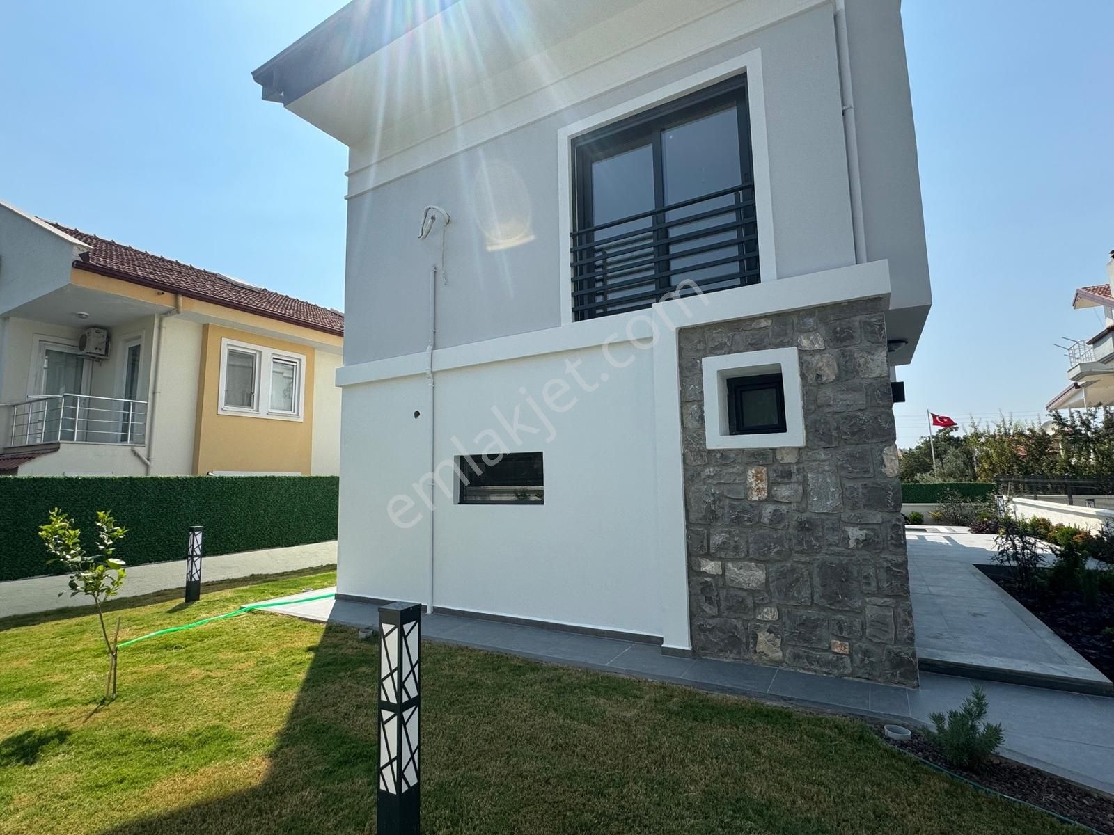 Hisarönü Merkezde 4+1 Sıfır Müstakil Villa | Özel Havuzlu - Görsel 15