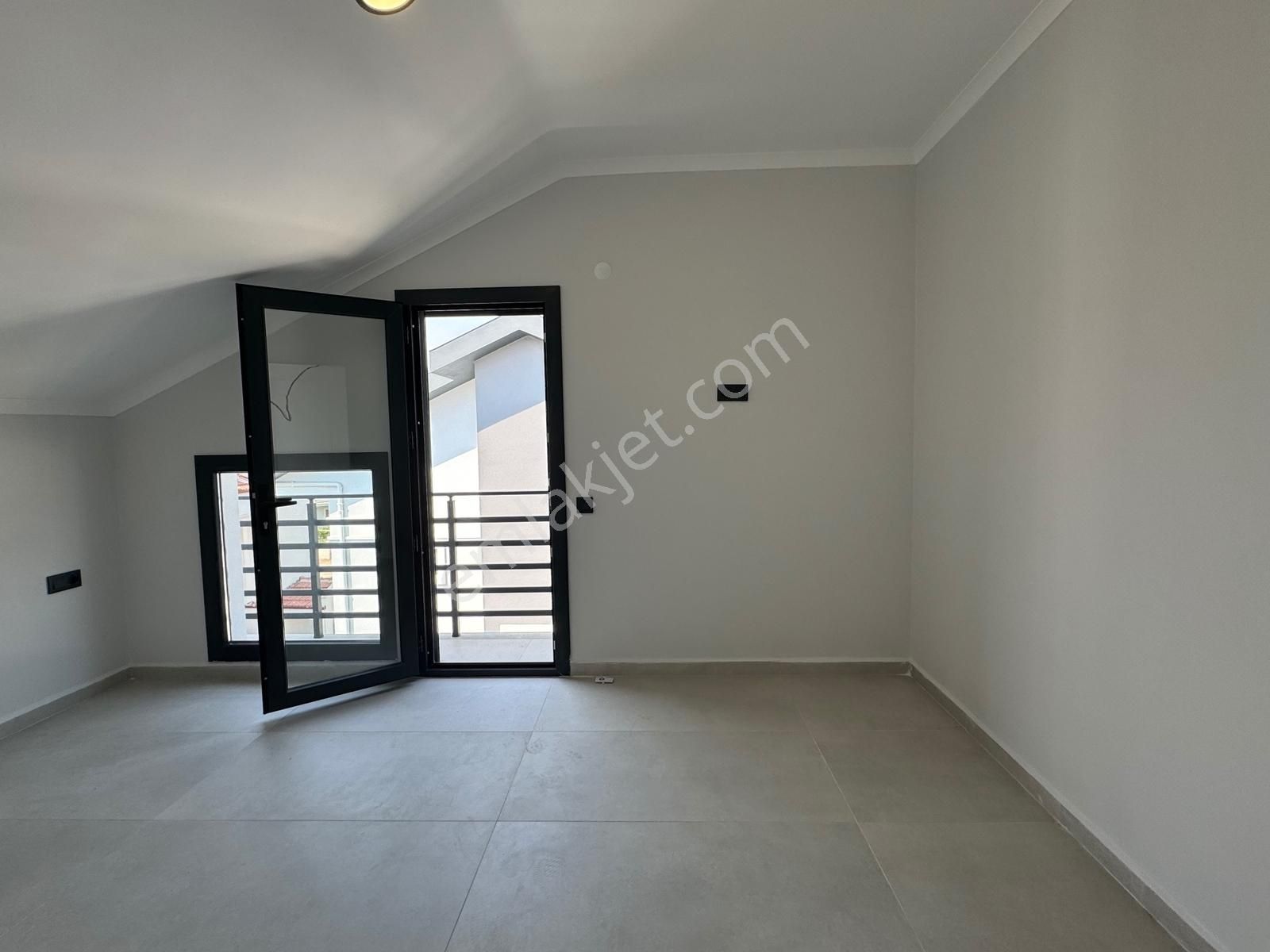 Hisarönü Merkezde 4+1 Sıfır Müstakil Villa | Özel Havuzlu - Görsel 8