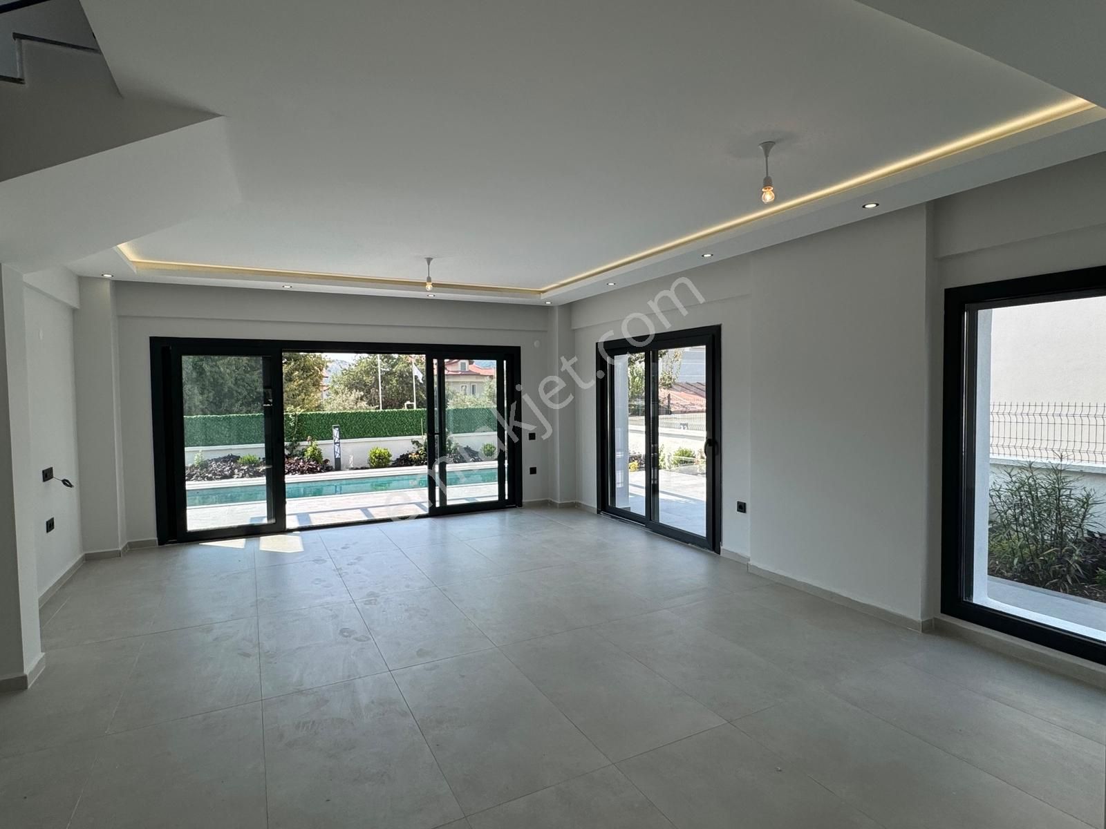 Hisarönü Merkezde 4+1 Sıfır Müstakil Villa | Özel Havuzlu - Görsel 22