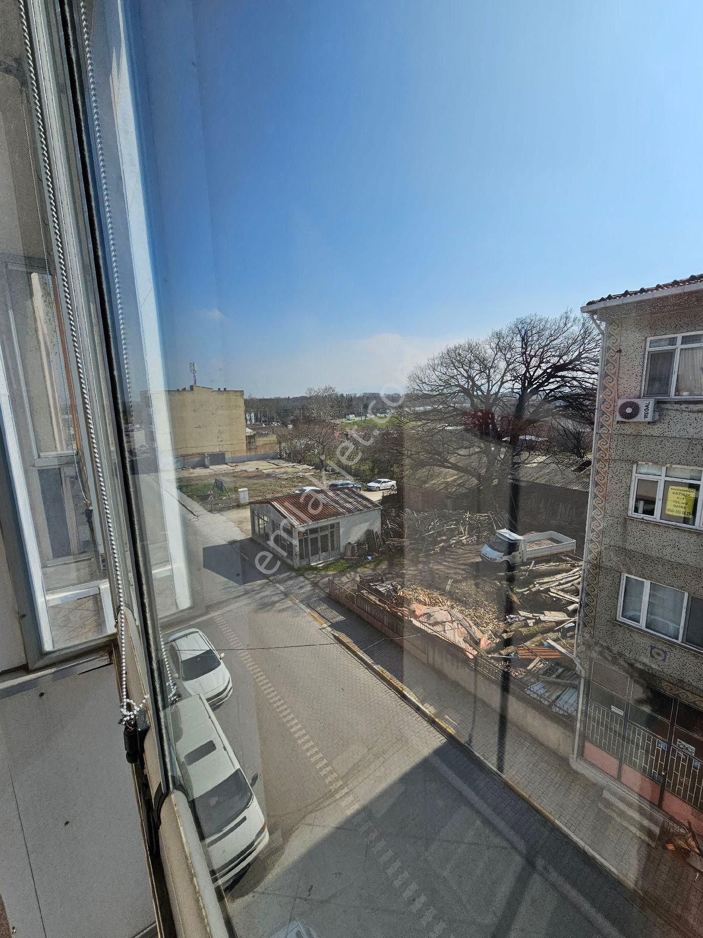 Gönen Karşıyaka'da 2+1...130 M² Satılık Daire - Görsel 12