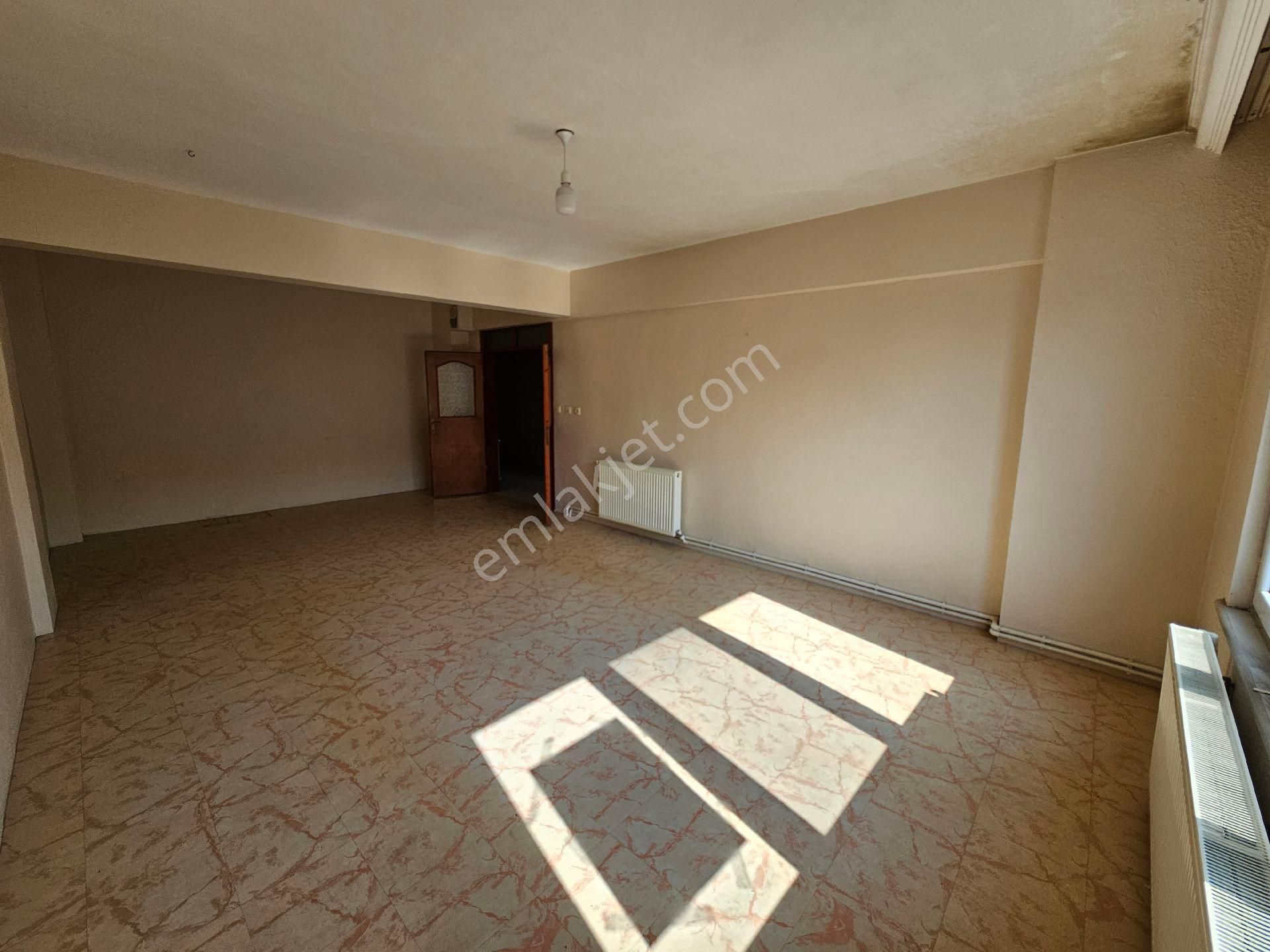 Gönen Karşıyaka'da 2+1...130 M² Satılık Daire - Görsel 6