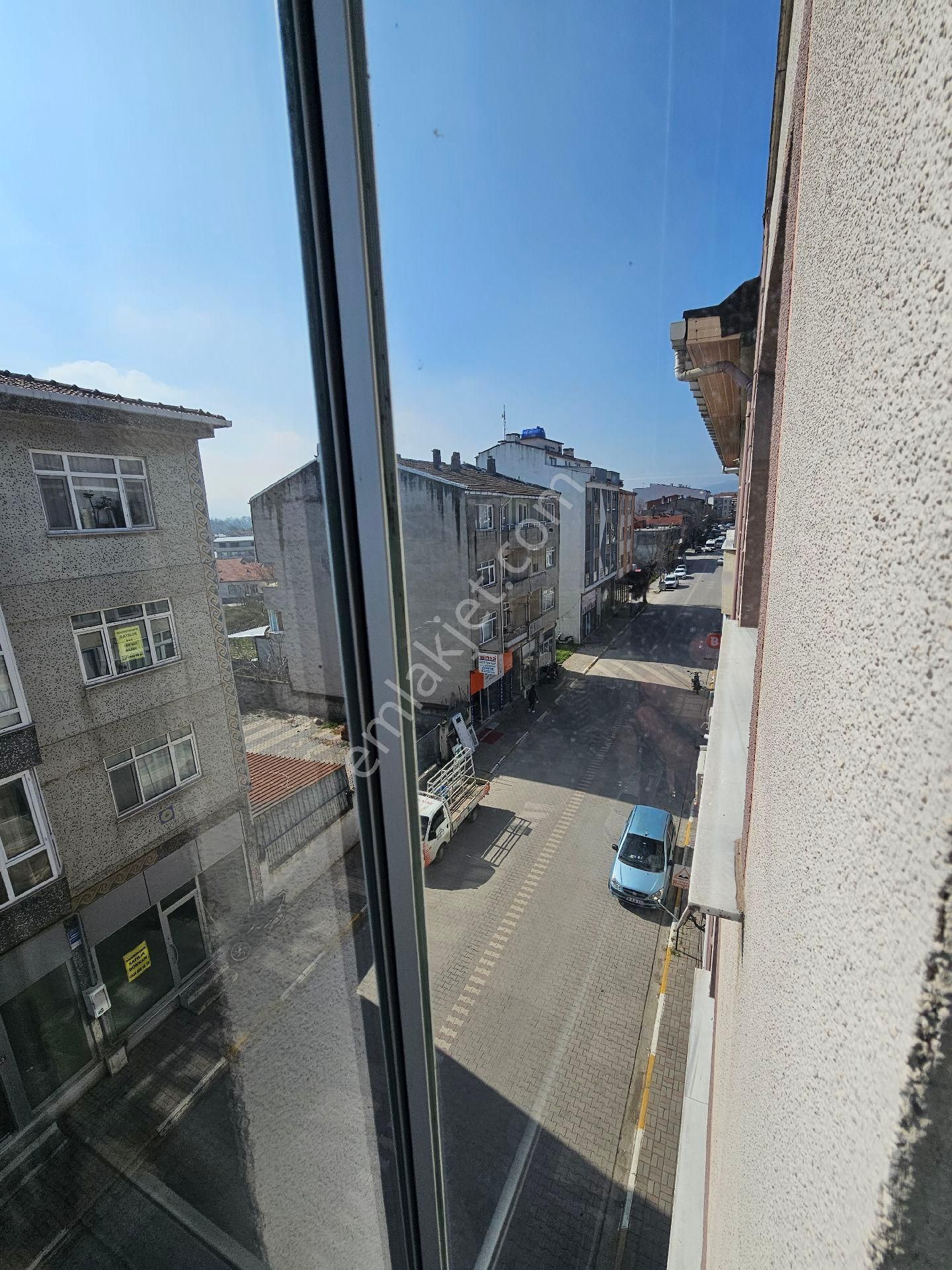 Gönen Karşıyaka'da 2+1...130 M² Satılık Daire - Görsel 11