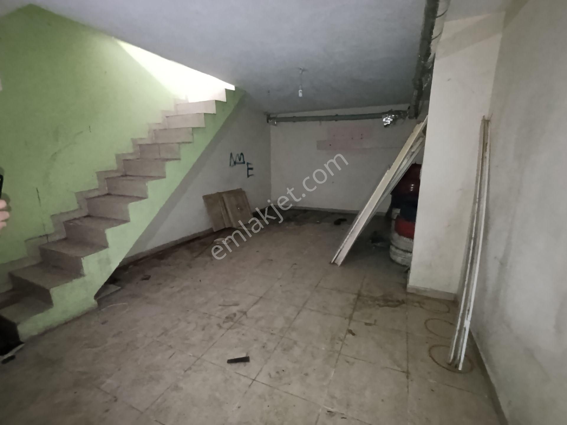 Pendik Esenyalı Kiralık Uygun Ana Cadde Yol Üstü Düz Ayak 110m2 2 Bölüm Dükkan - Görsel 29