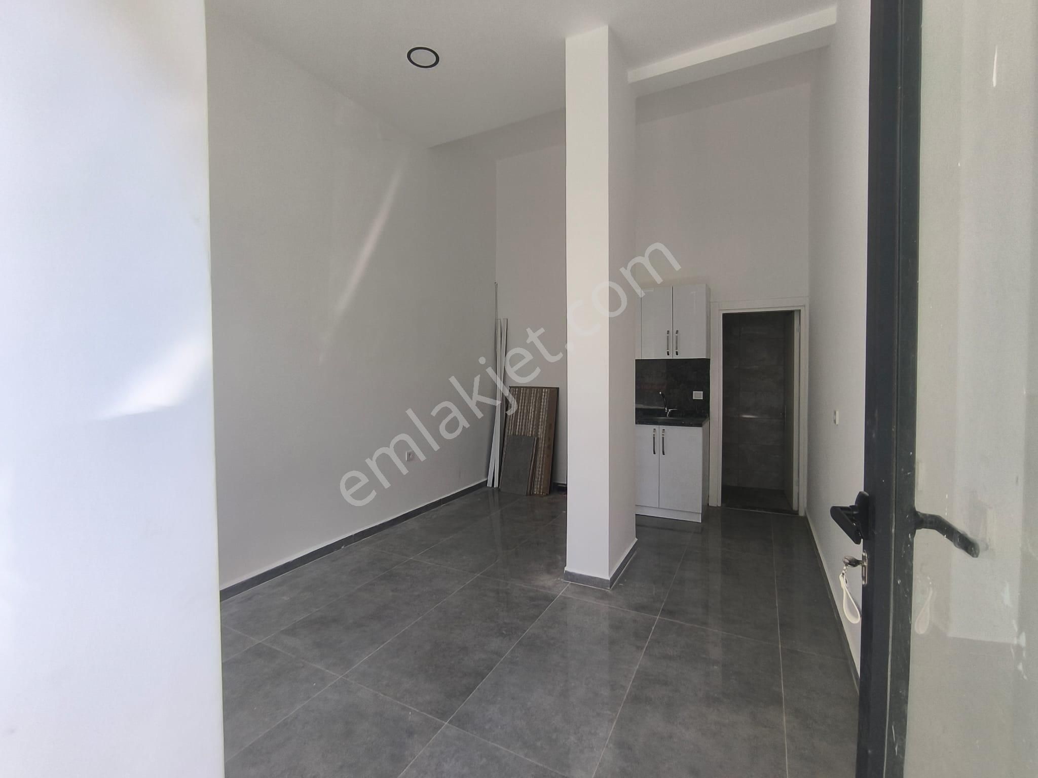 Balçova Belediyesi Karşısında Kiralık Dükkan - Görsel 7