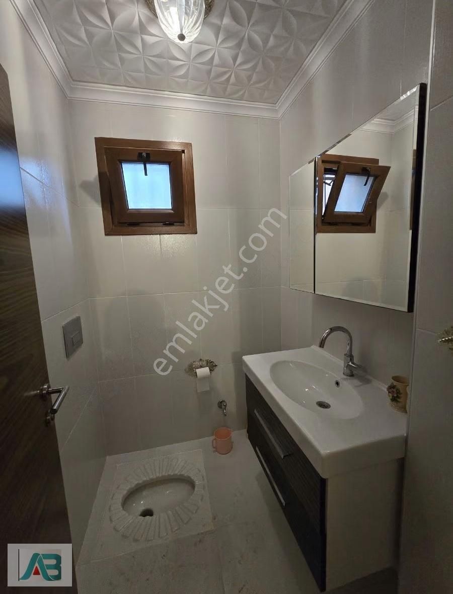 Üsküdar Çengelköyde Müstakil Konforunda 3+1 Daire - Görsel 10