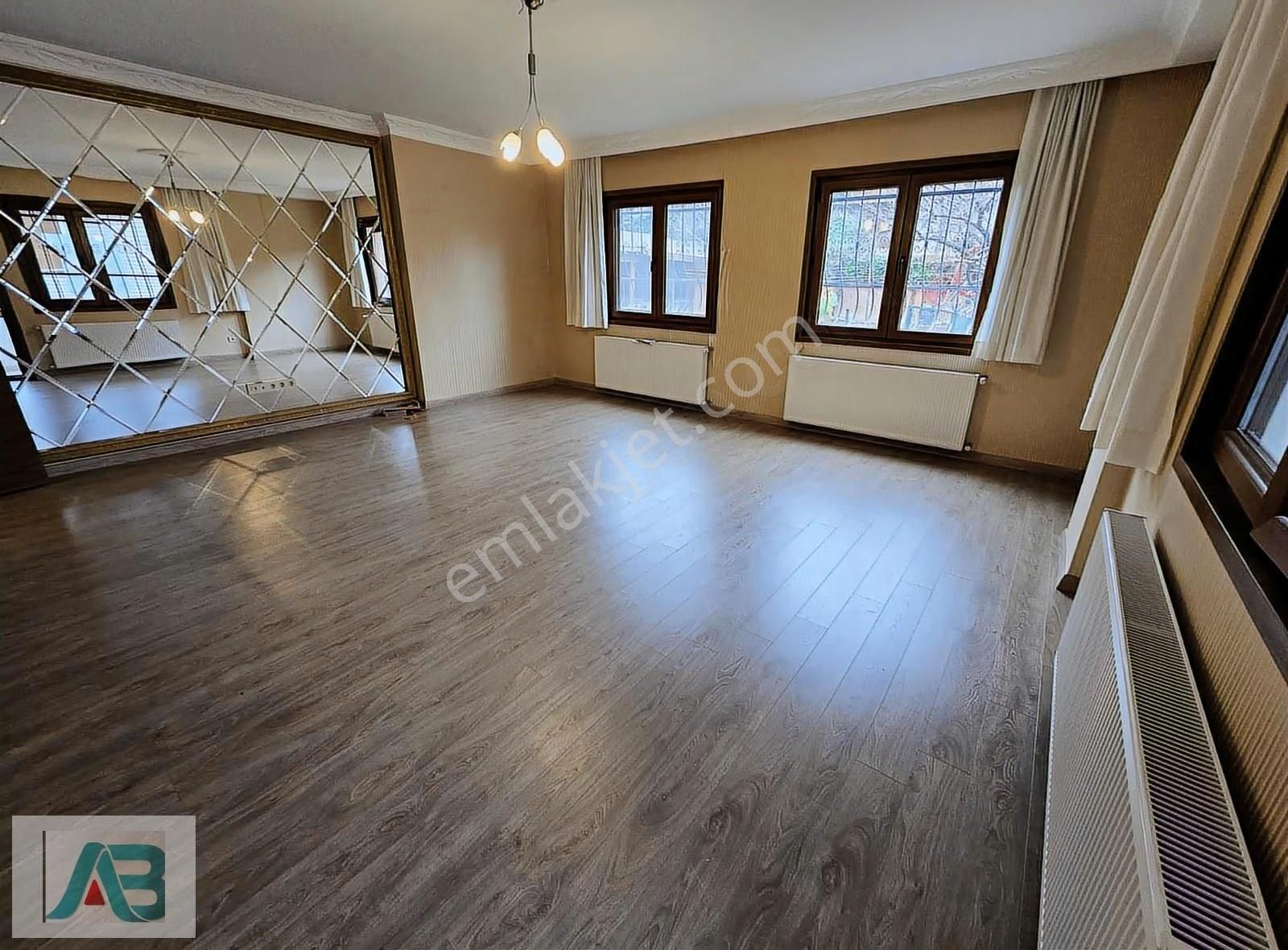 Üsküdar Çengelköyde Müstakil Konforunda 3+1 Daire - Görsel 27