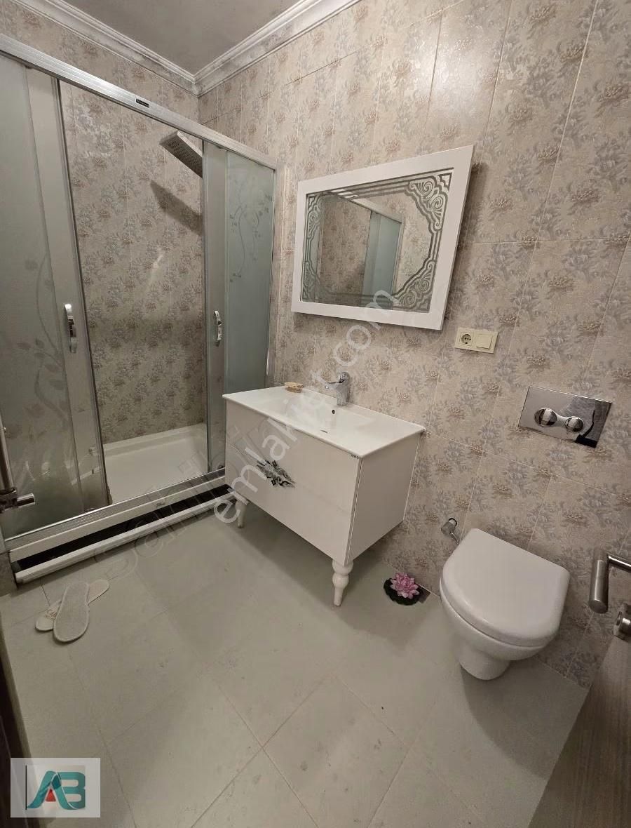 Üsküdar Çengelköyde Müstakil Konforunda 3+1 Daire - Görsel 14
