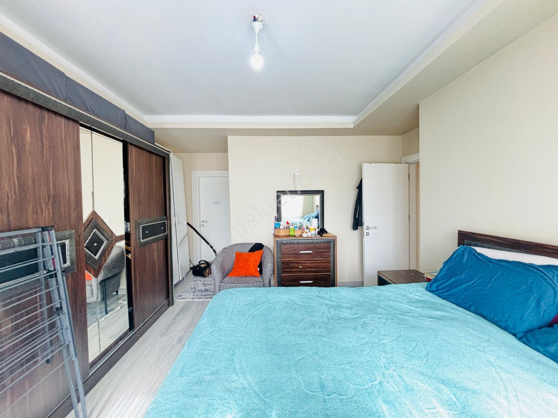 Güven'den 7/24 Güvenlikli Sitede Hamamlı,havuzlu Otoparklı 3+1ev - Görsel 14