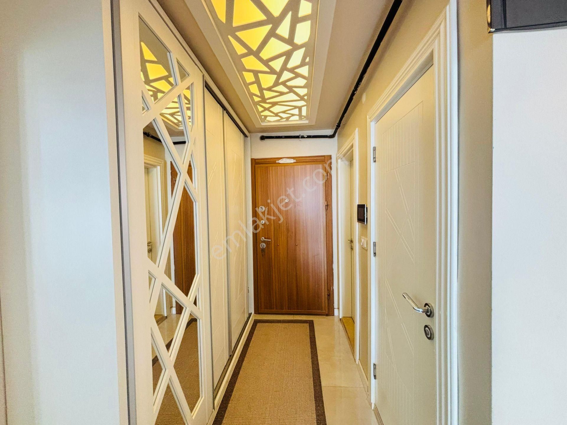 Güven'den 7/24 Güvenlikli Sitede Hamamlı,havuzlu Otoparklı 3+1ev - Görsel 31