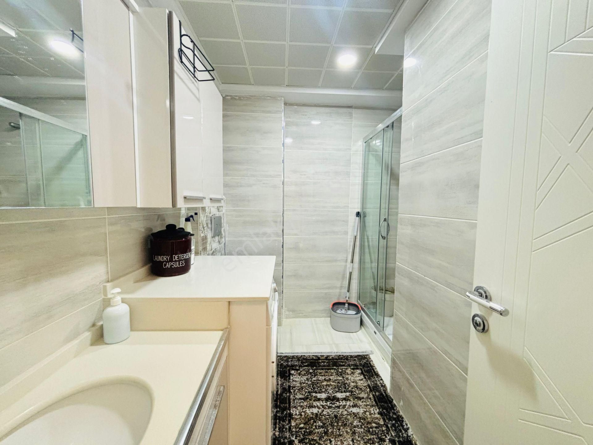 Güven'den 7/24 Güvenlikli Sitede Hamamlı,havuzlu Otoparklı 3+1ev - Görsel 24