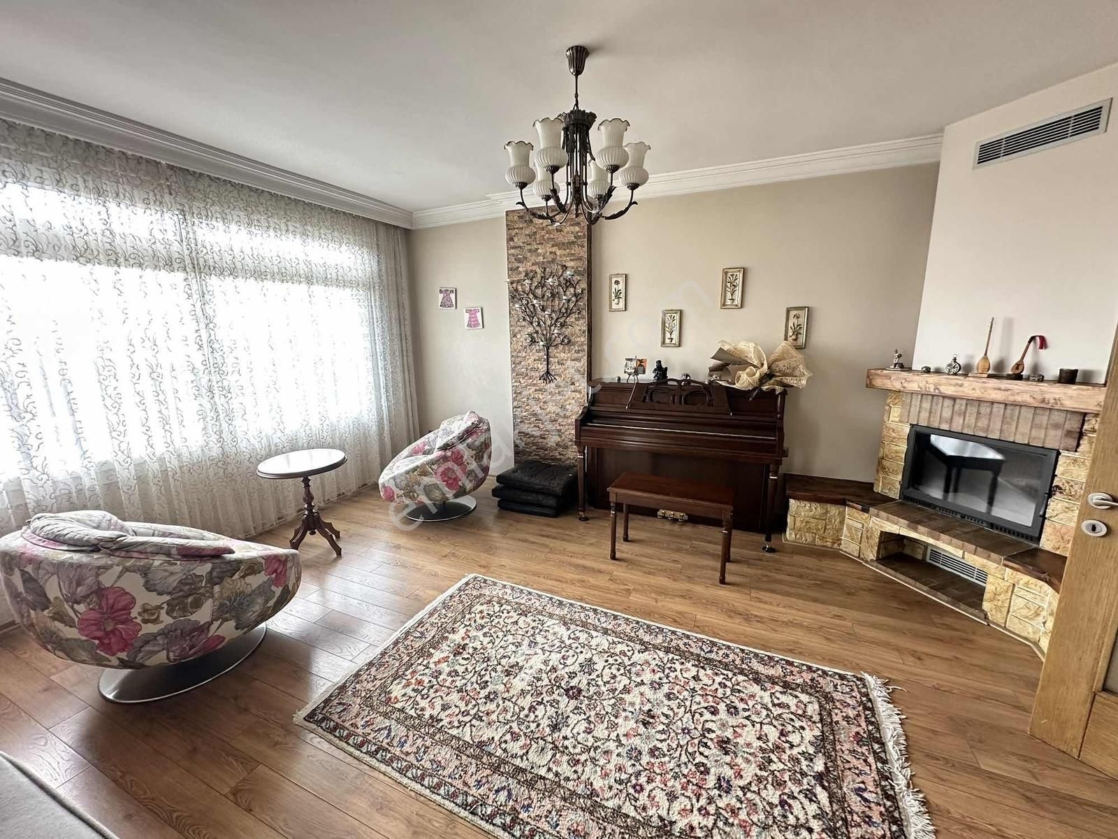 New Form'dan Adnan Menderes Blv. Full Eşyalı 2+1 Kiralık Daire - Görsel 18