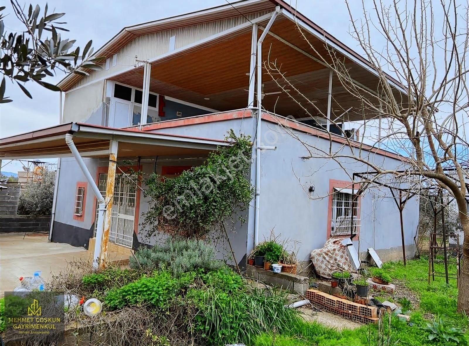 Adana Sarıçam Kılıçlı Mahallesi Müstakil Teraslı Geniş Bahçeli - Görsel 14