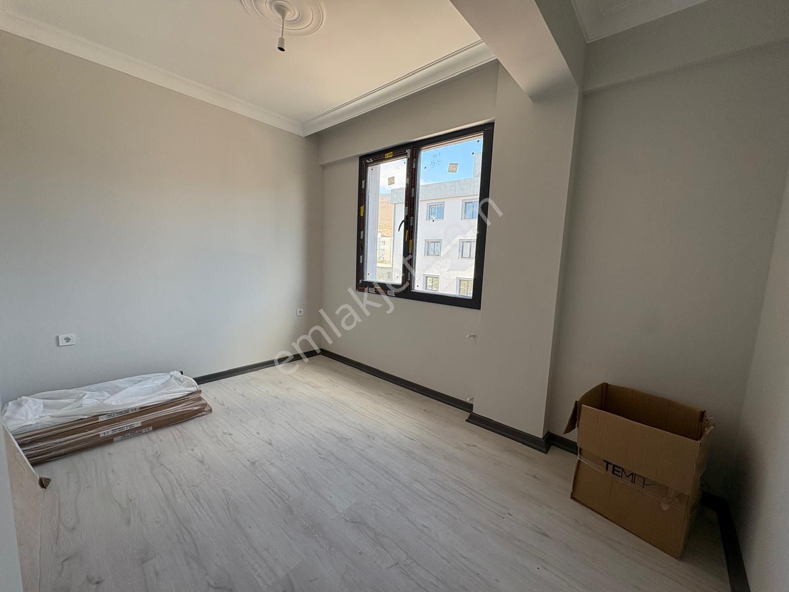 Helvacı Merkezde 2+1 Lüx Satılık Arakat Daire - Görsel 12