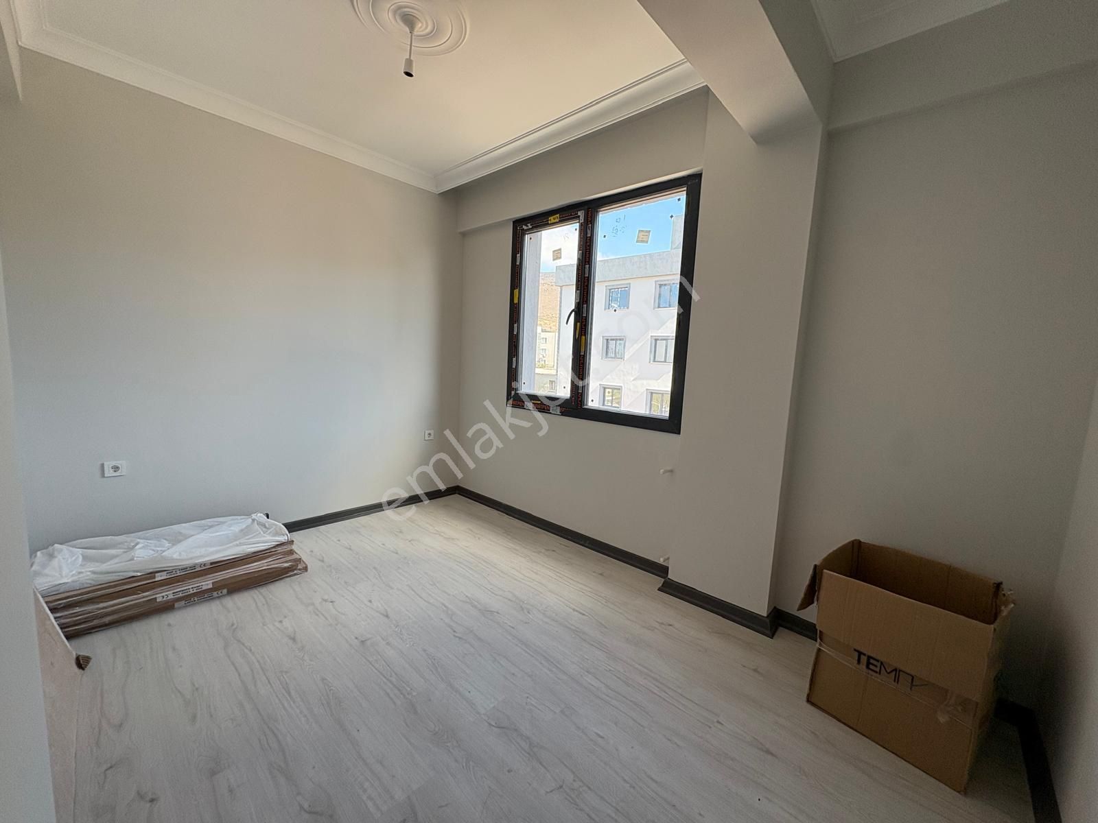 Helvacı Merkezde 2+1 Lüx Satılık Arakat Daire - Görsel 13