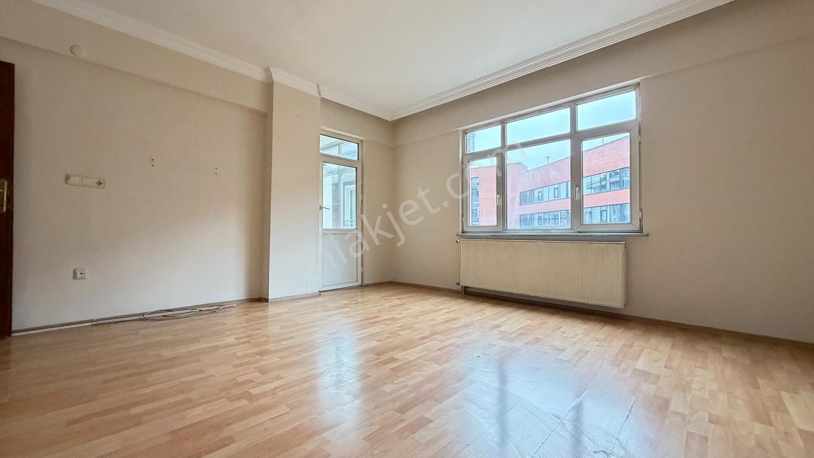 İlka'dan Talatpaşa Mh 2+1 Kiralık Daire Metrobüse 5 Dk Ara Kat - Görsel 4