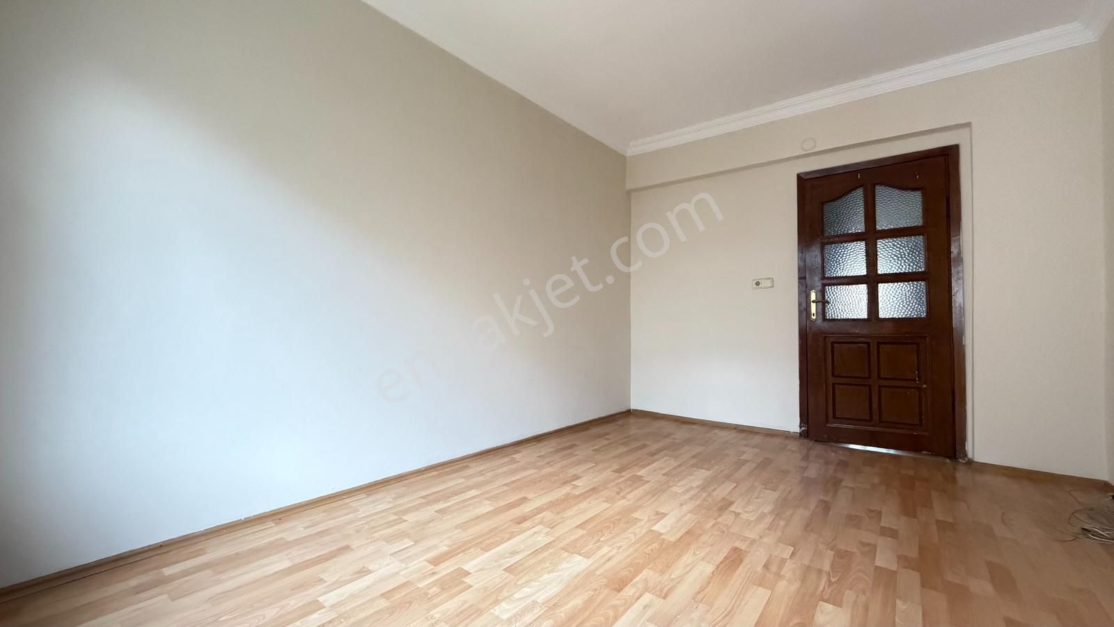 İlka'dan Talatpaşa Mh 2+1 Kiralık Daire Metrobüse 5 Dk Ara Kat - Görsel 18