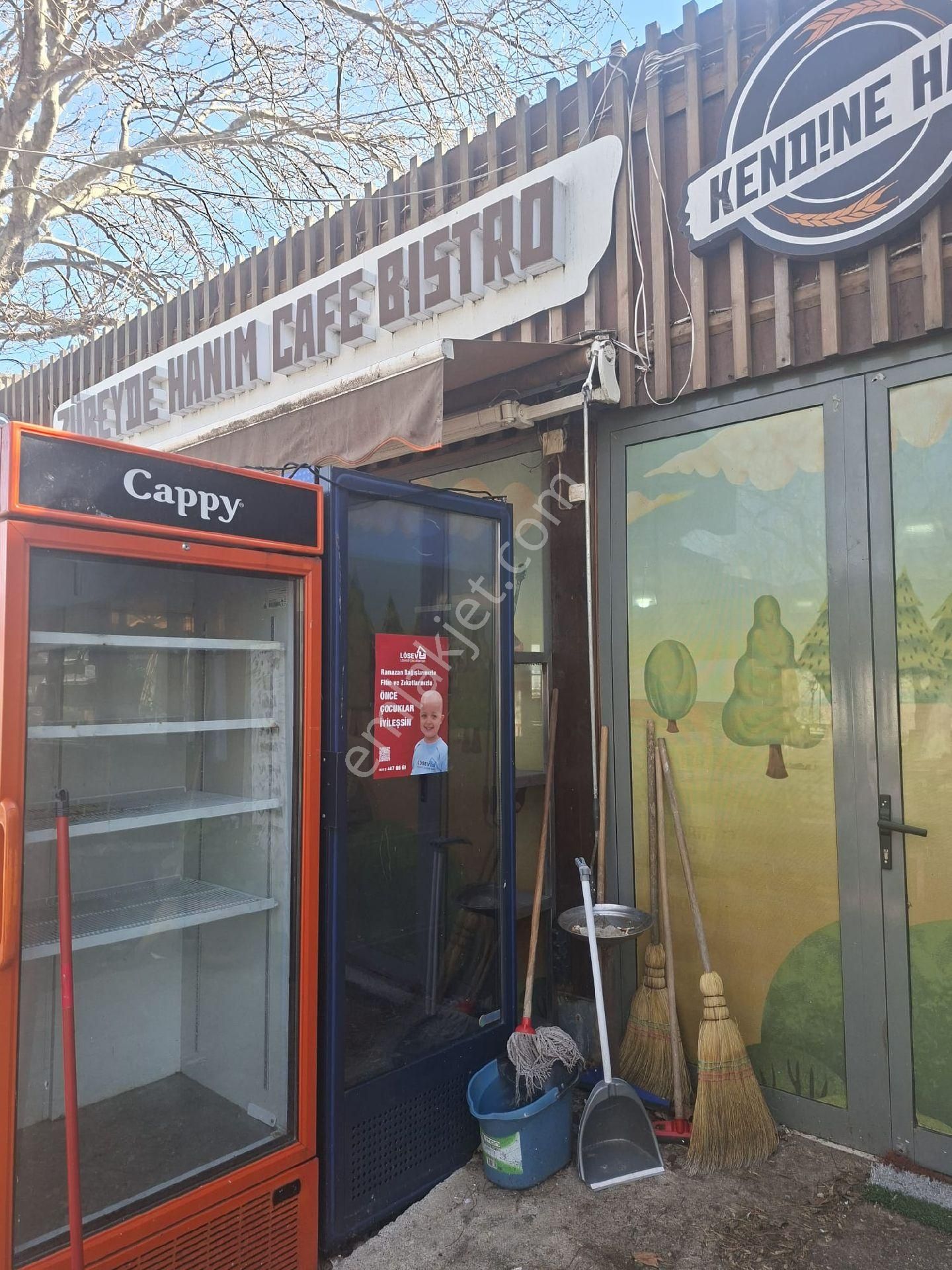 Cumhuriyet Caddesinde Kiralık - Görsel 8