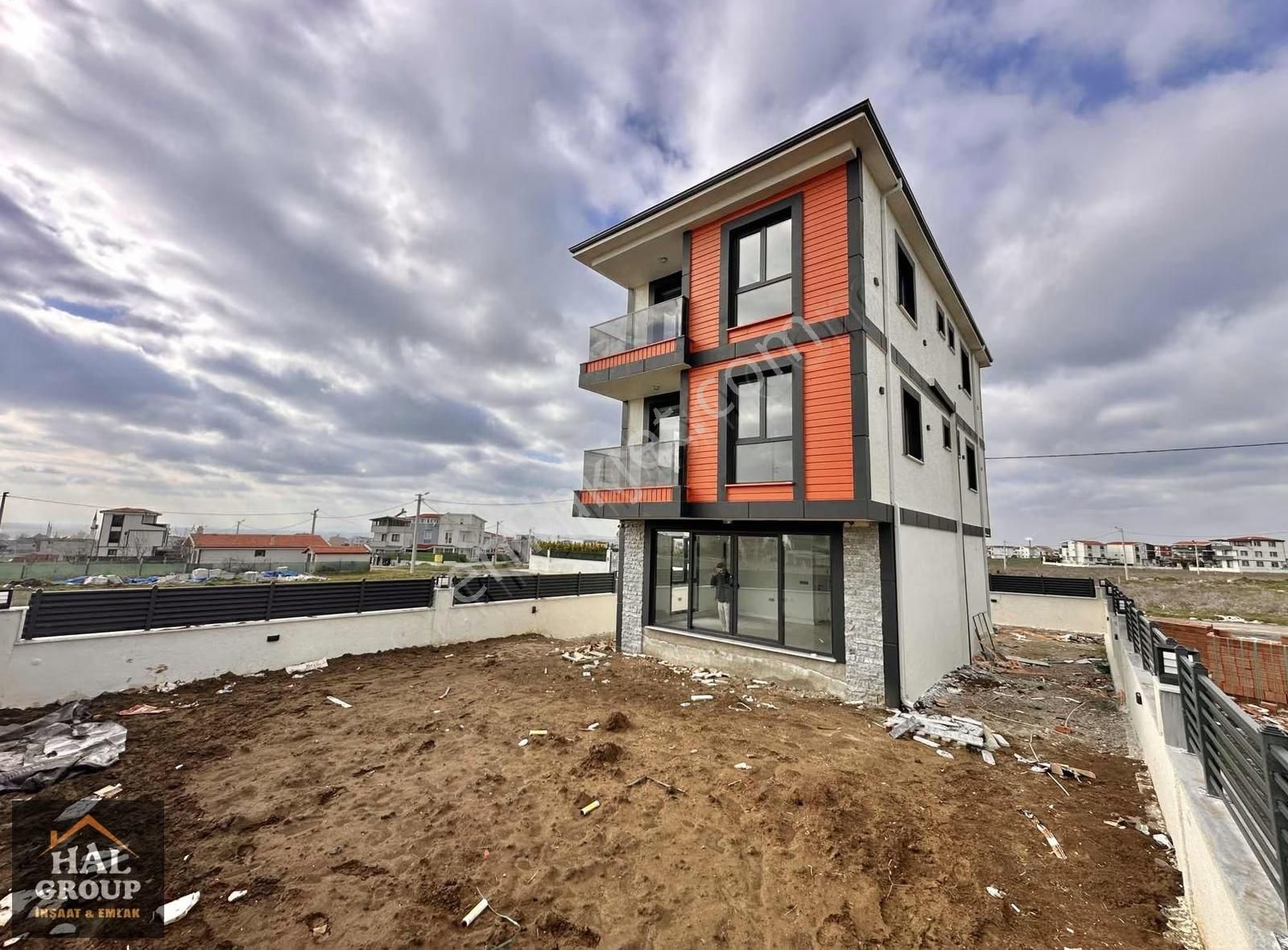 ╭╯hâl İnşaat╰╮6+1 Havuzlu 300 M2 Alan İçinde Müstakil Lüx Villa - Görsel 5