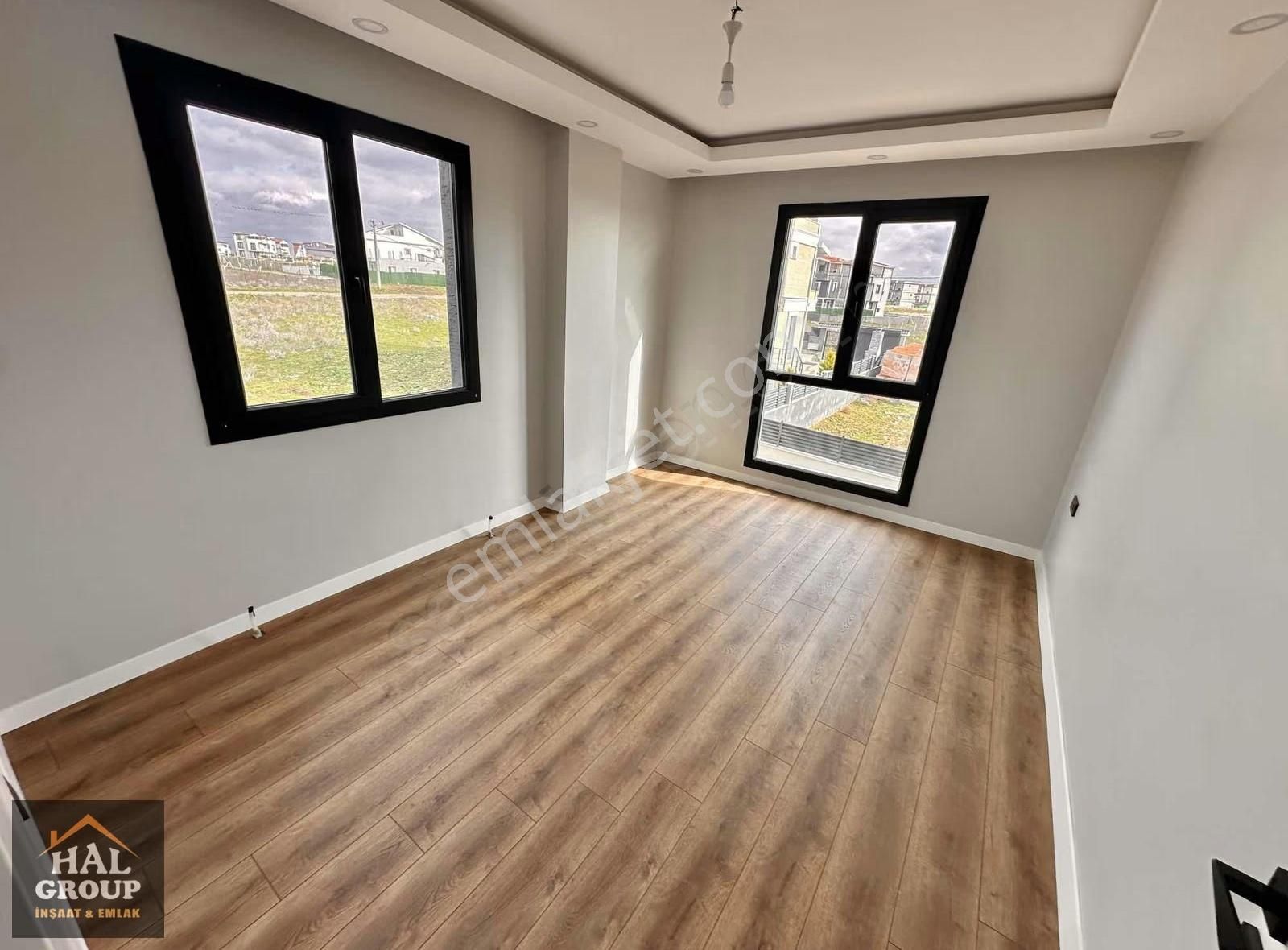 ╭╯hâl İnşaat╰╮6+1 Havuzlu 300 M2 Alan İçinde Müstakil Lüx Villa - Görsel 16