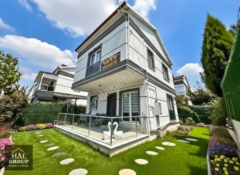 ╭╯hâl Group╰╮ Denize 550m Alt Geçitten Plaja! Bahçeli 4+1 Villa