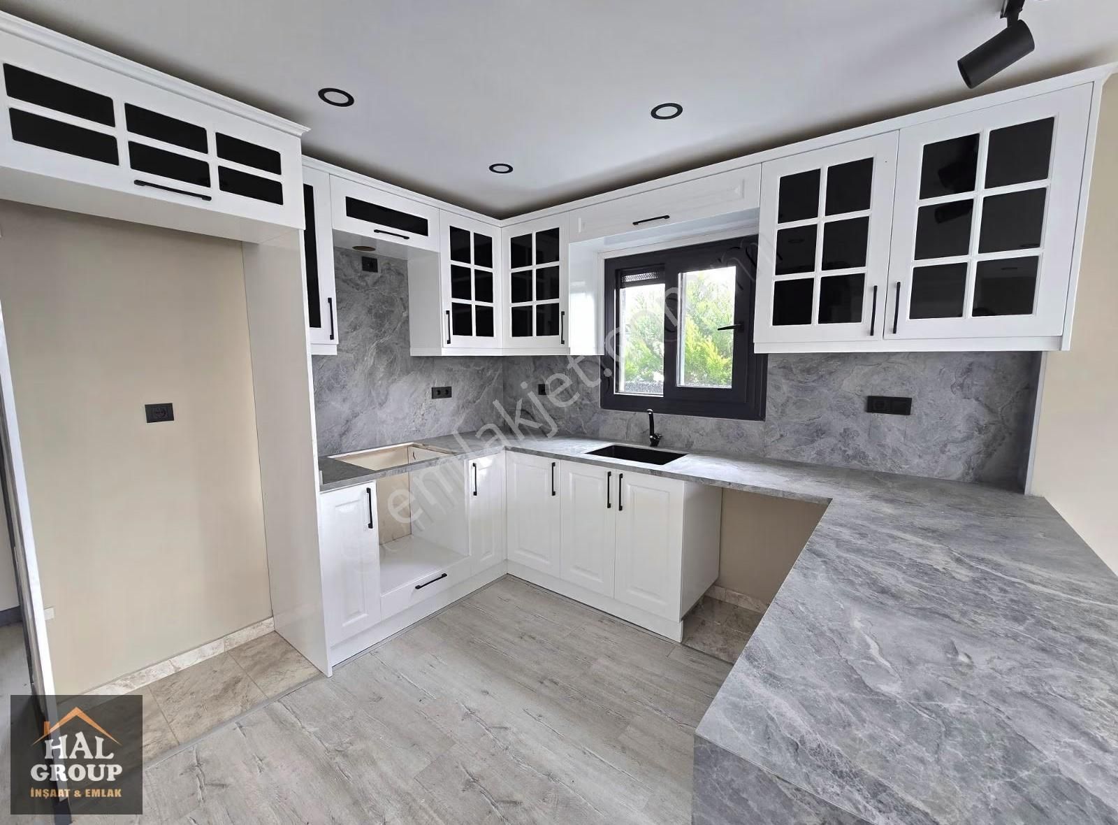 Hâl Group ~ Müstakil Arsa İçinde Müstakil Villa [ İskânlı ] - Görsel 4