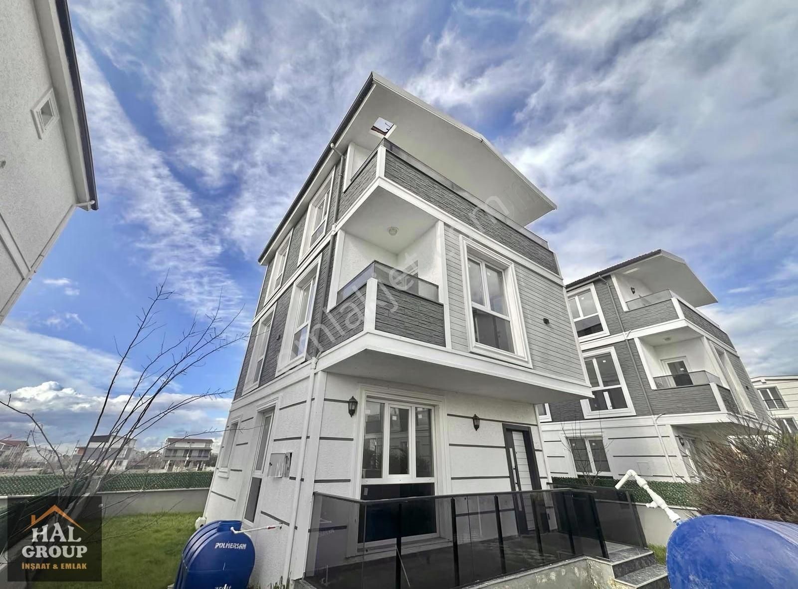 ╭╯hâl İnşaat╰╮geniş Ve Ferah 4+1 Çocuk Parklı Aileye Uygun Villa