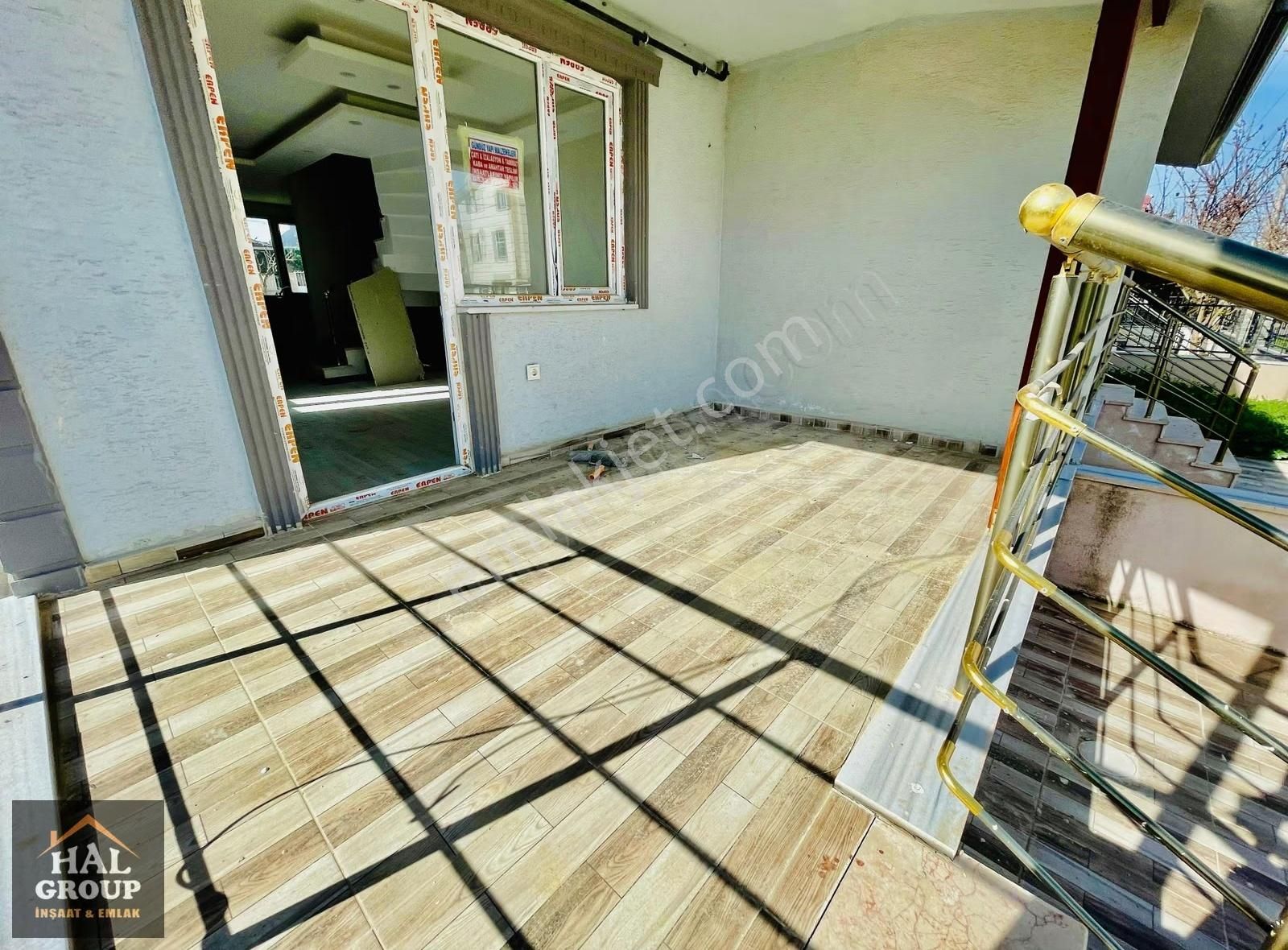 Hal İnşaat Firmasından Doğa İle İç İçe Geniş Bahçeli Villa - Görsel 9