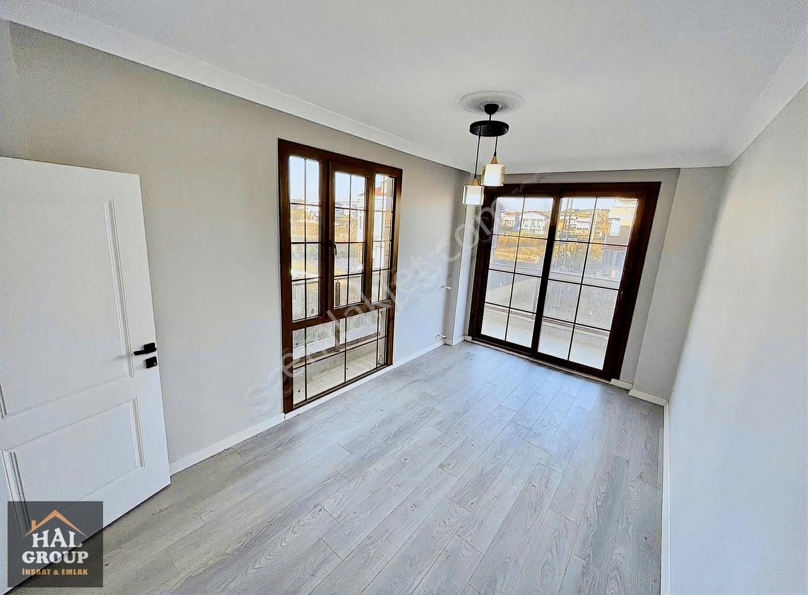 ╭╯hâl İnşaat╰╮merkezi Konumda Havuzlu Doğayla İç İçe Lüks Villa - Görsel 12