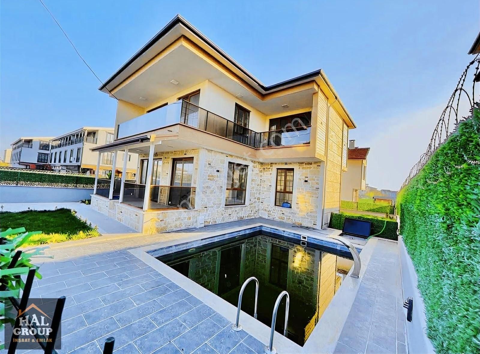 ╭╯hâl İnşaat╰╮merkezi Konumda Havuzlu Doğayla İç İçe Lüks Villa - Görsel 30