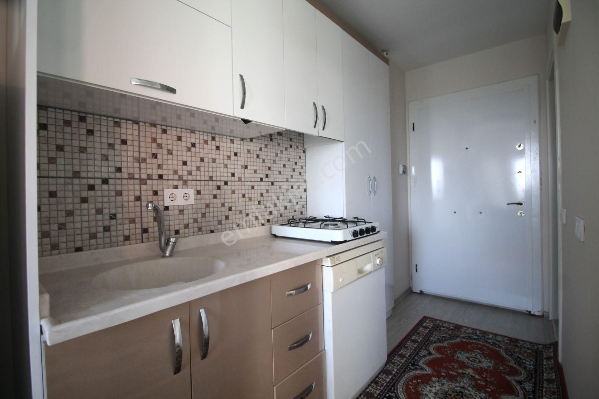 Retro’dan Full Konsept Sitede Eşyalı Kiralık Geniş 1+1 - Görsel 5