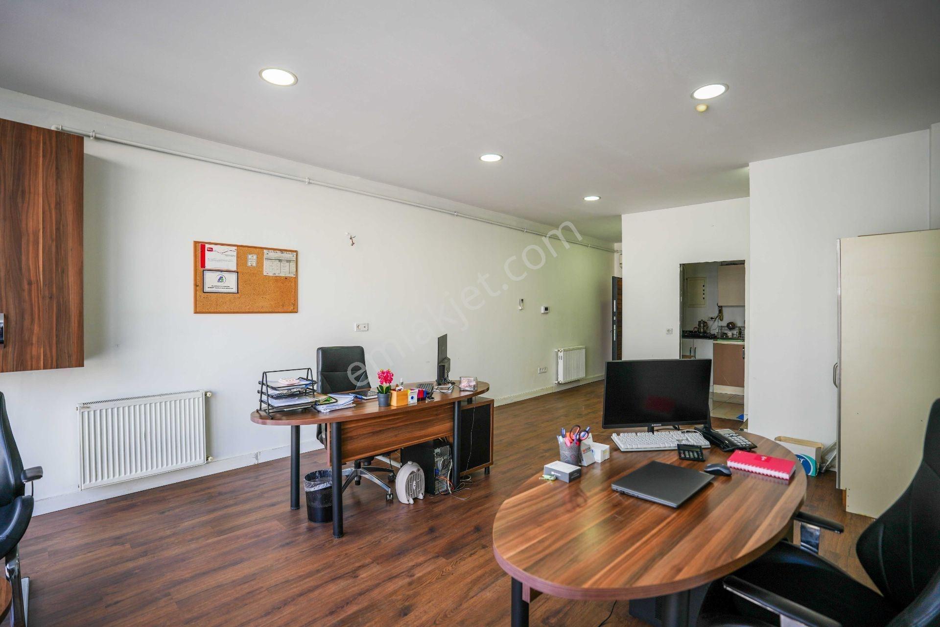 Kw Kent Çiğdem Poyraz | Çekmeköy 1+1 Satılık Dubleks Ofis - Görsel 18