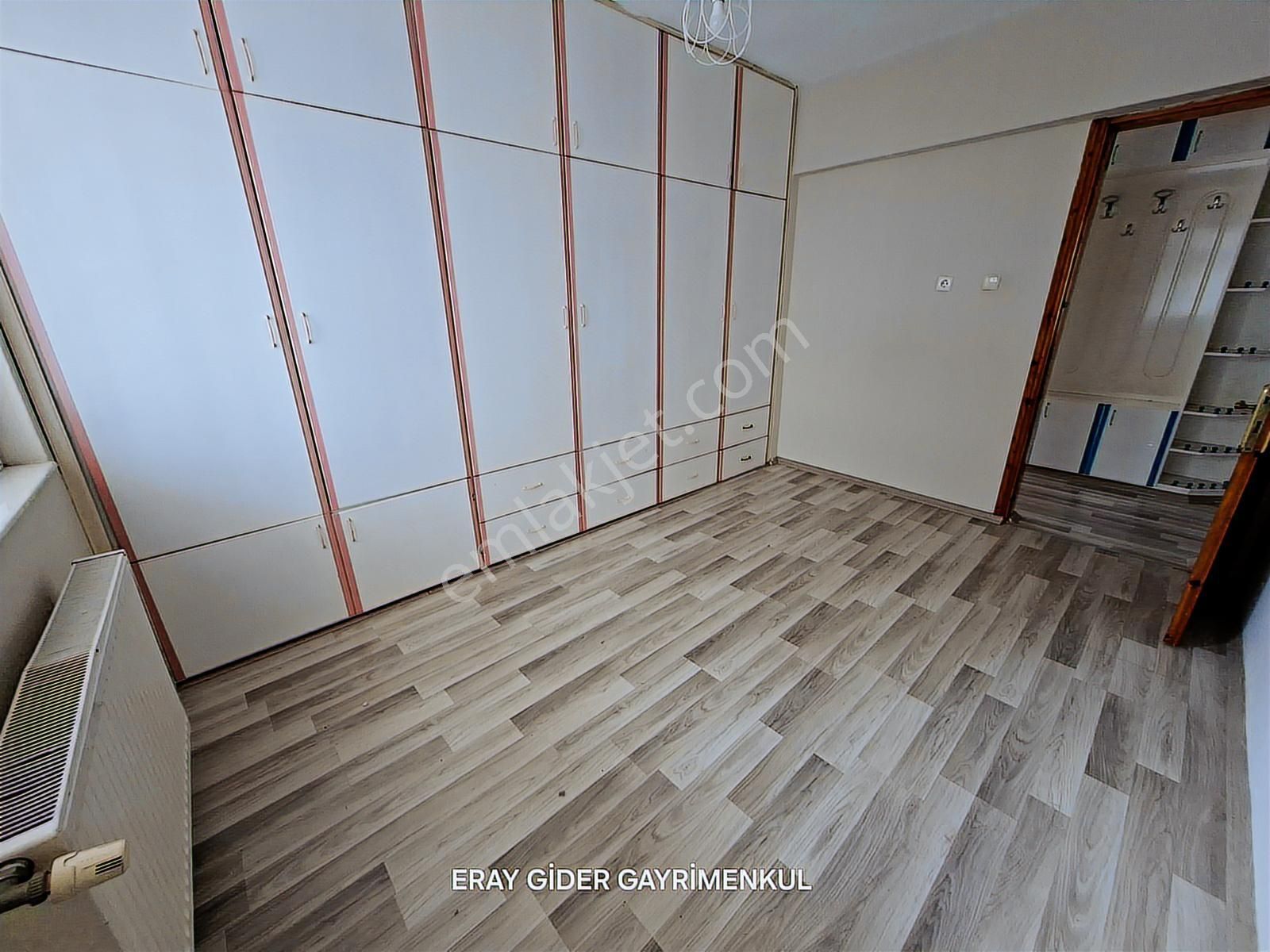 Yedieylül Mah. 2.kat-muazzam Genıs Ara Kat 4+1 Doğalgazlı Daire - Görsel 9