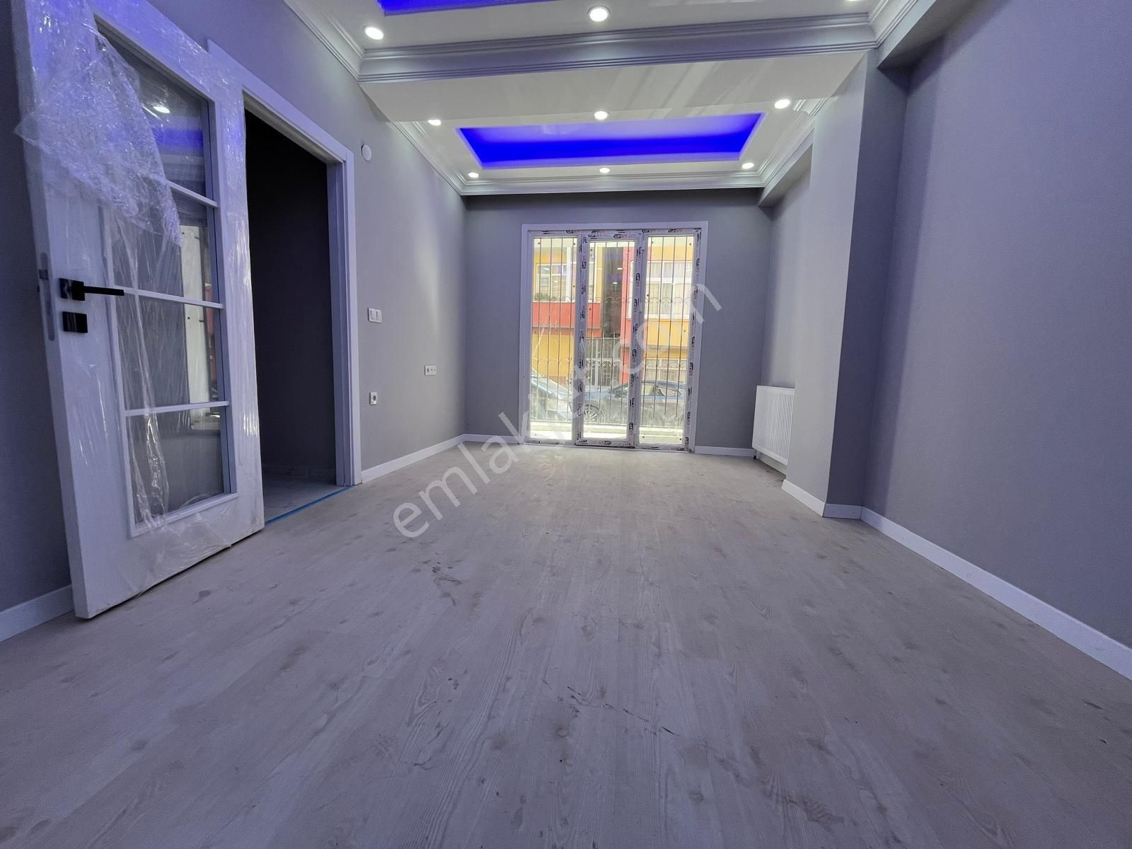 Loft'tan Söğütlüçeşme Mh 2+1 85m2 Satılık Krediye Uyugun Balkonlu Y.giriş Daire