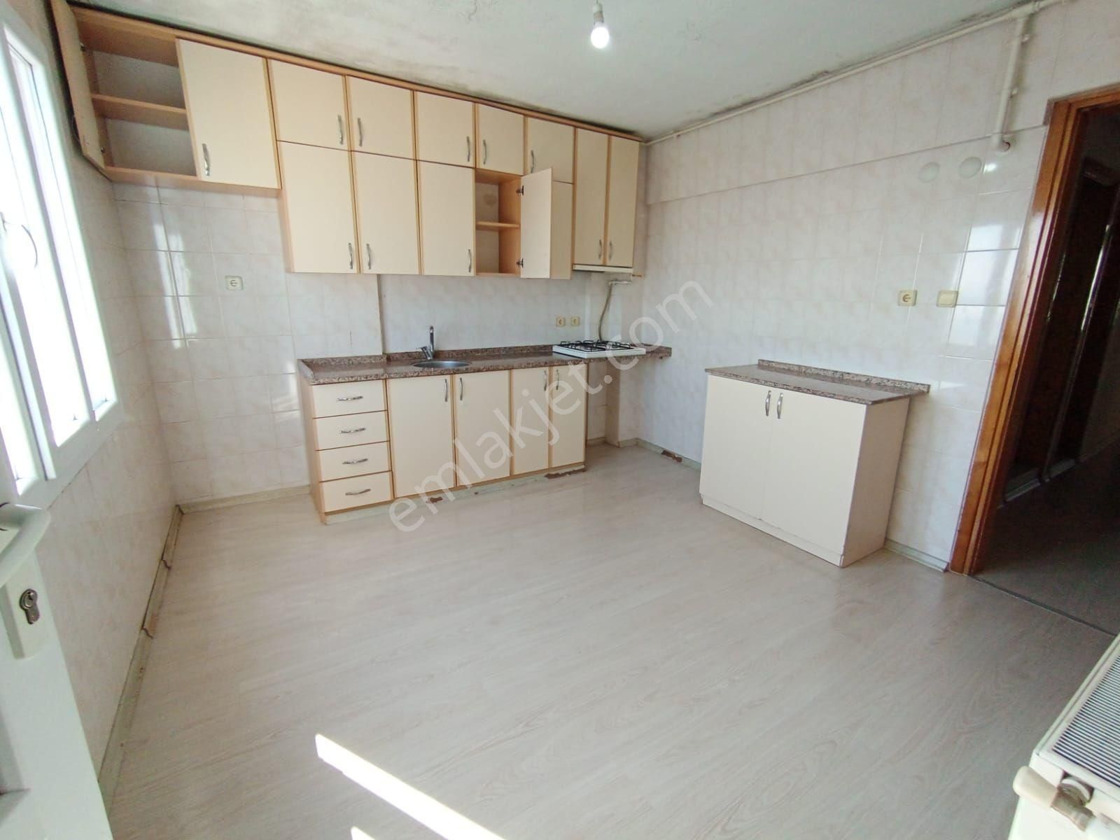 Karabağlar Bozyaka Mh Kapalı Pazar Yakını Doğal Gazlı 3+1 125 M2 - Görsel 26