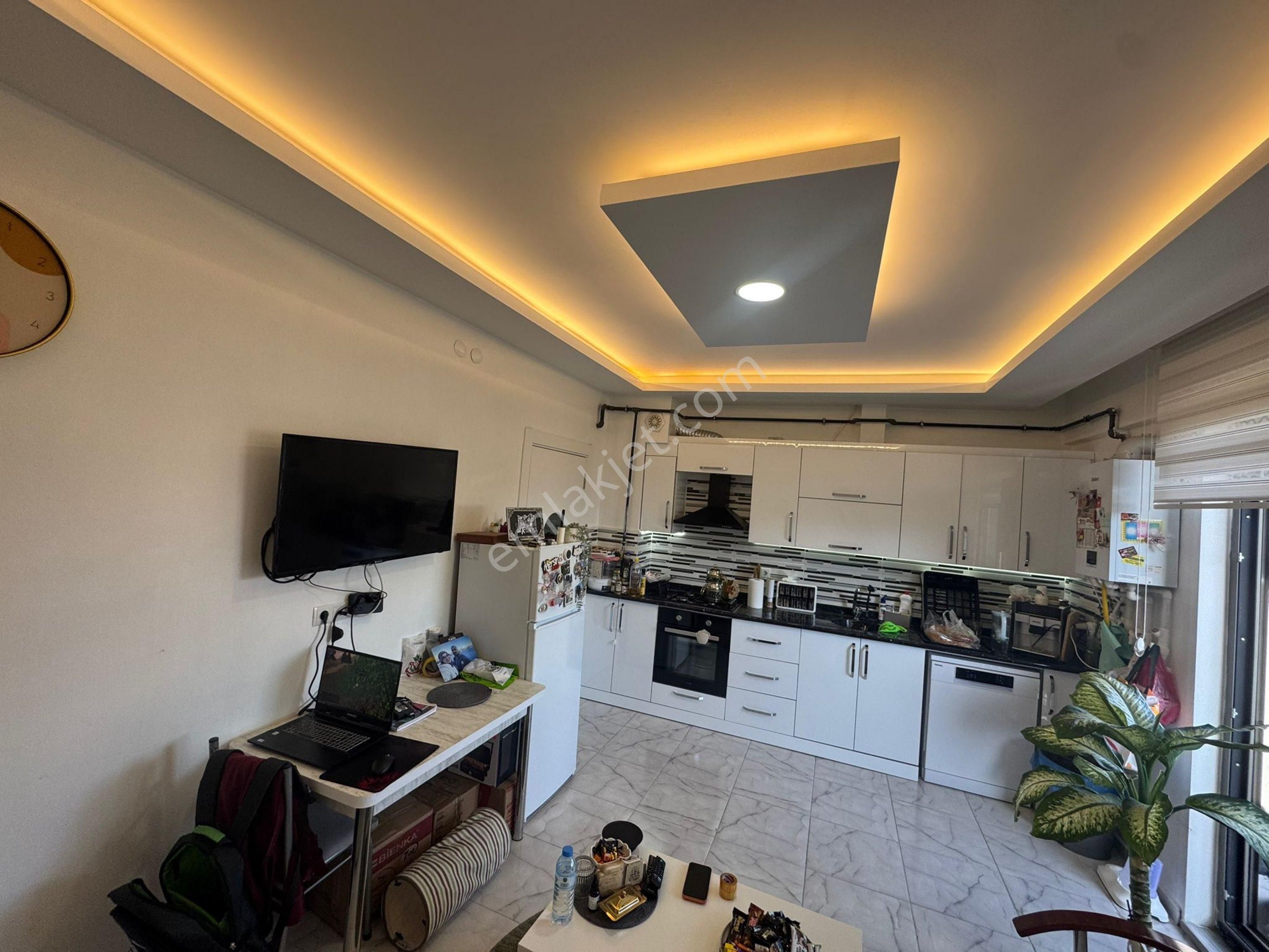 Rota’dan Kiralık İstasyon Cad. Park Hayat Civarı 1+1 Daire - Görsel 3