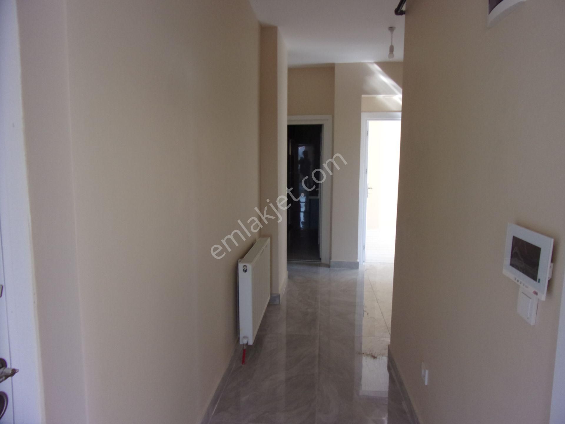 Sarıyer Tarabya Üstünde 2+1 110 Metrekare Sıfırlanmış Kiralık Daire - Görsel 23