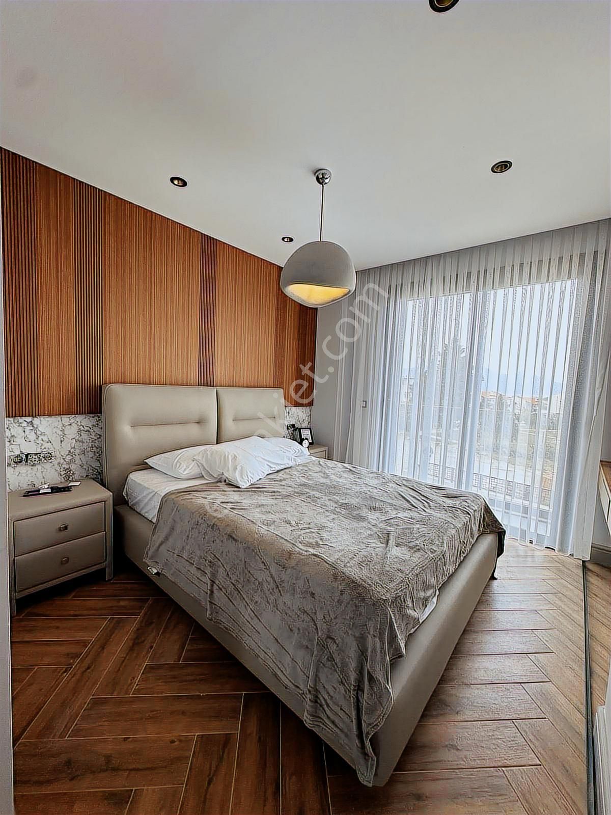 Kuşadası Soğucak'ta Full Deniz Manzaralı Lüks Villa - Görsel 19