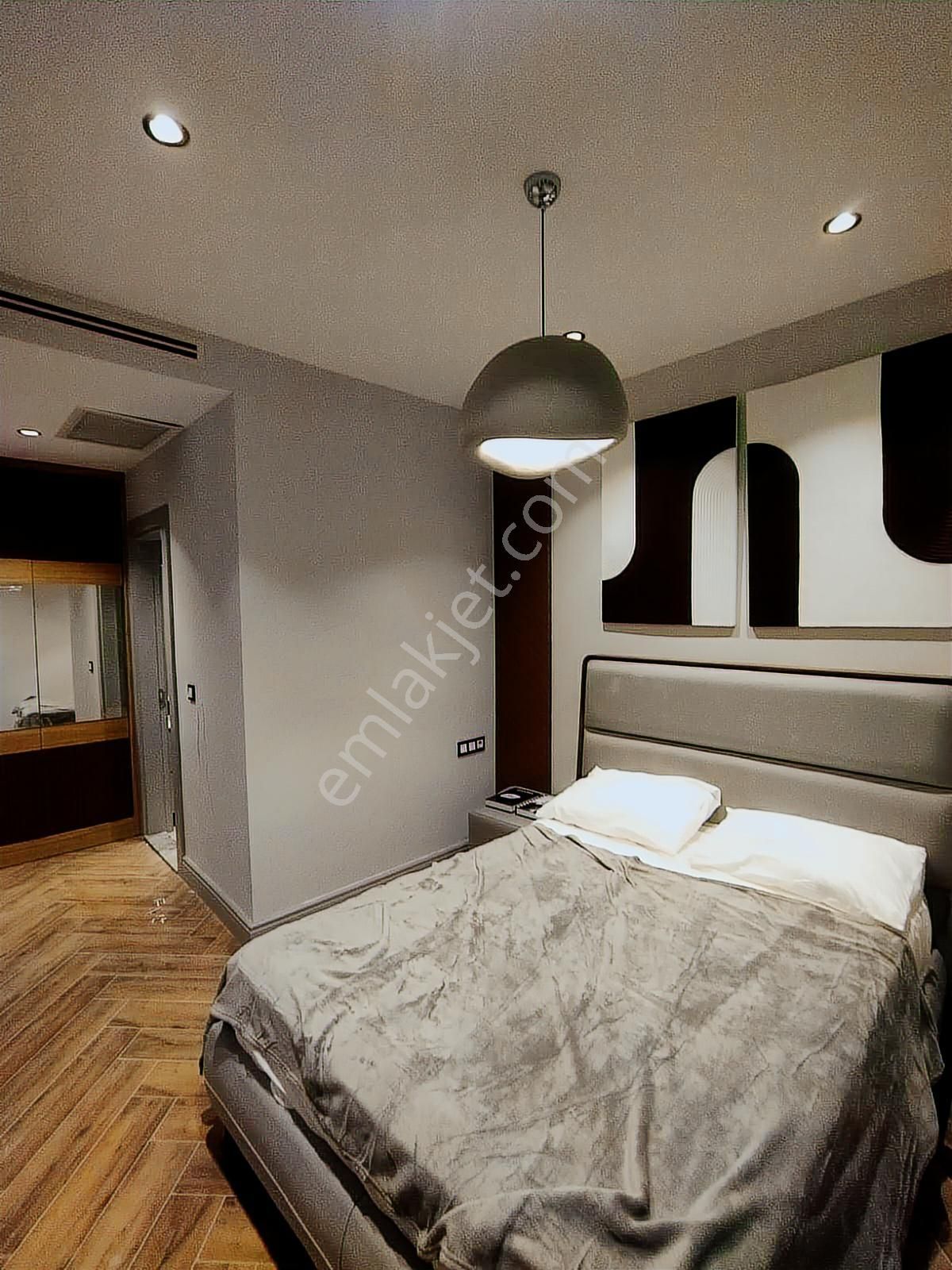 Kuşadası Soğucak'ta Full Deniz Manzaralı Lüks Villa - Görsel 35