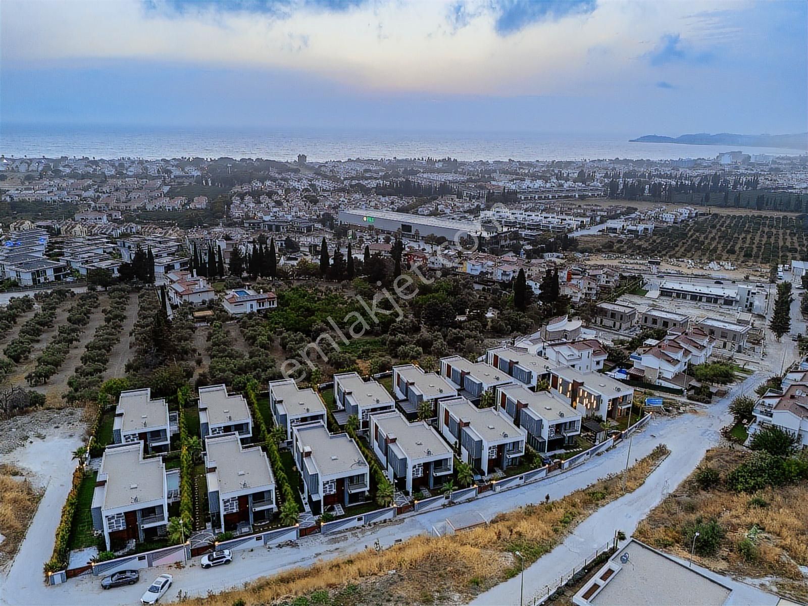 Kuşadası'nda Deniz Manzaralı Son Kalan Köşe Konum-kap.otop Villa - Görsel 8