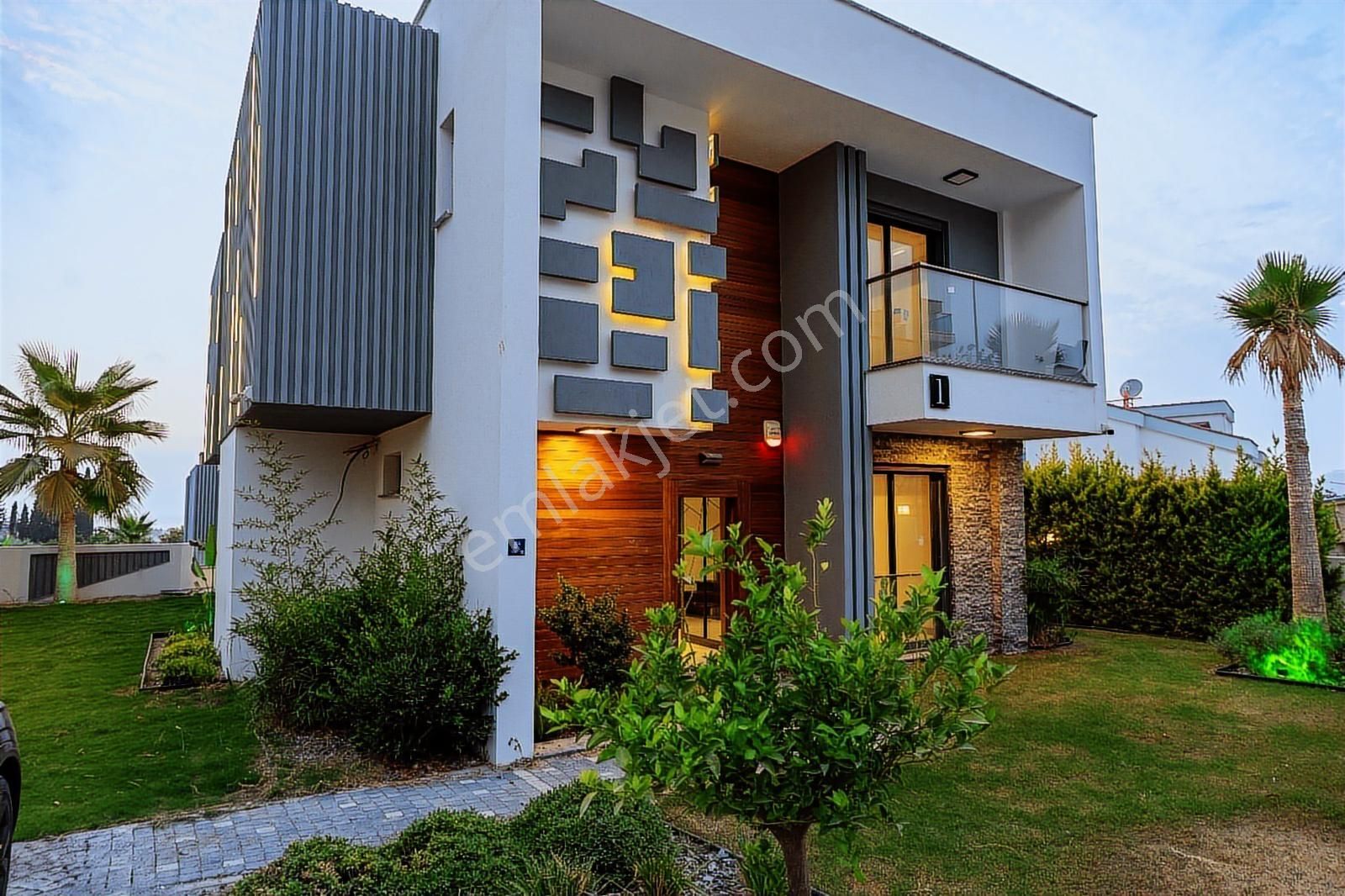 Kuşadası'nda Deniz Manzaralı Son Kalan Köşe Konum-kap.otop Villa - Görsel 11