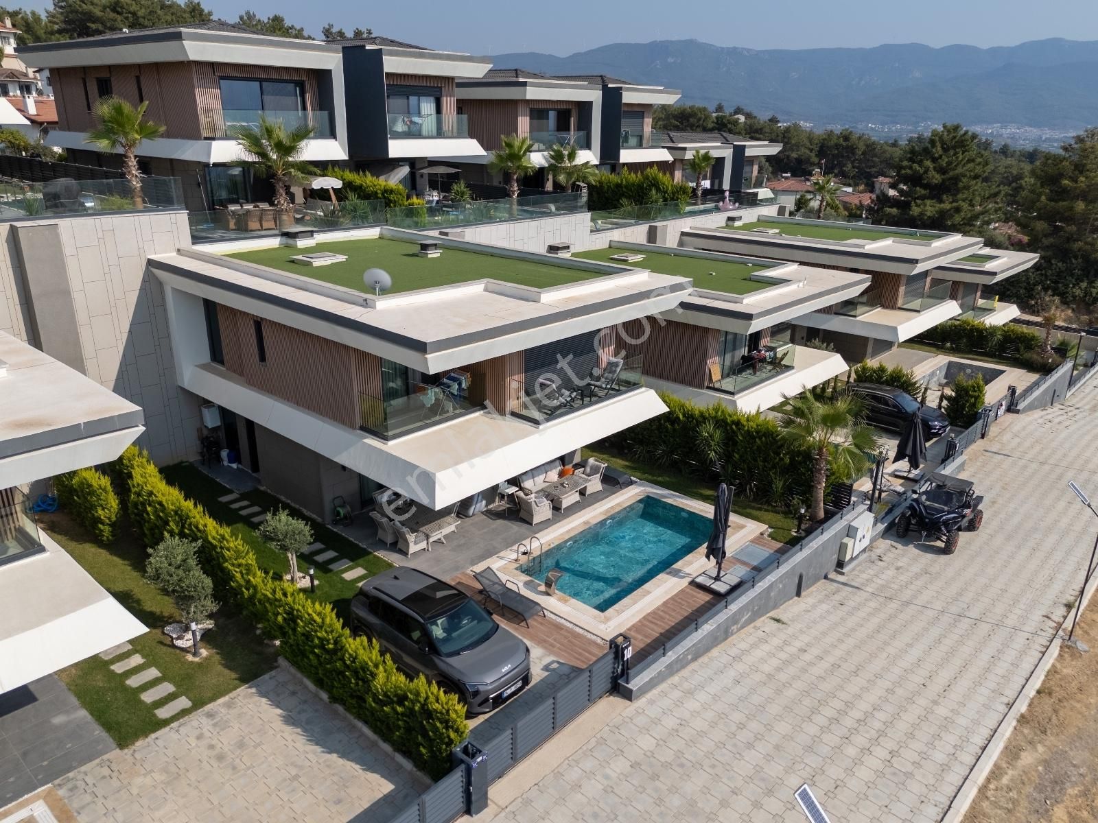Kuşadası'nda Gerçek Panaromik Deniz Manzaralı Müstakil Villa - Görsel 4