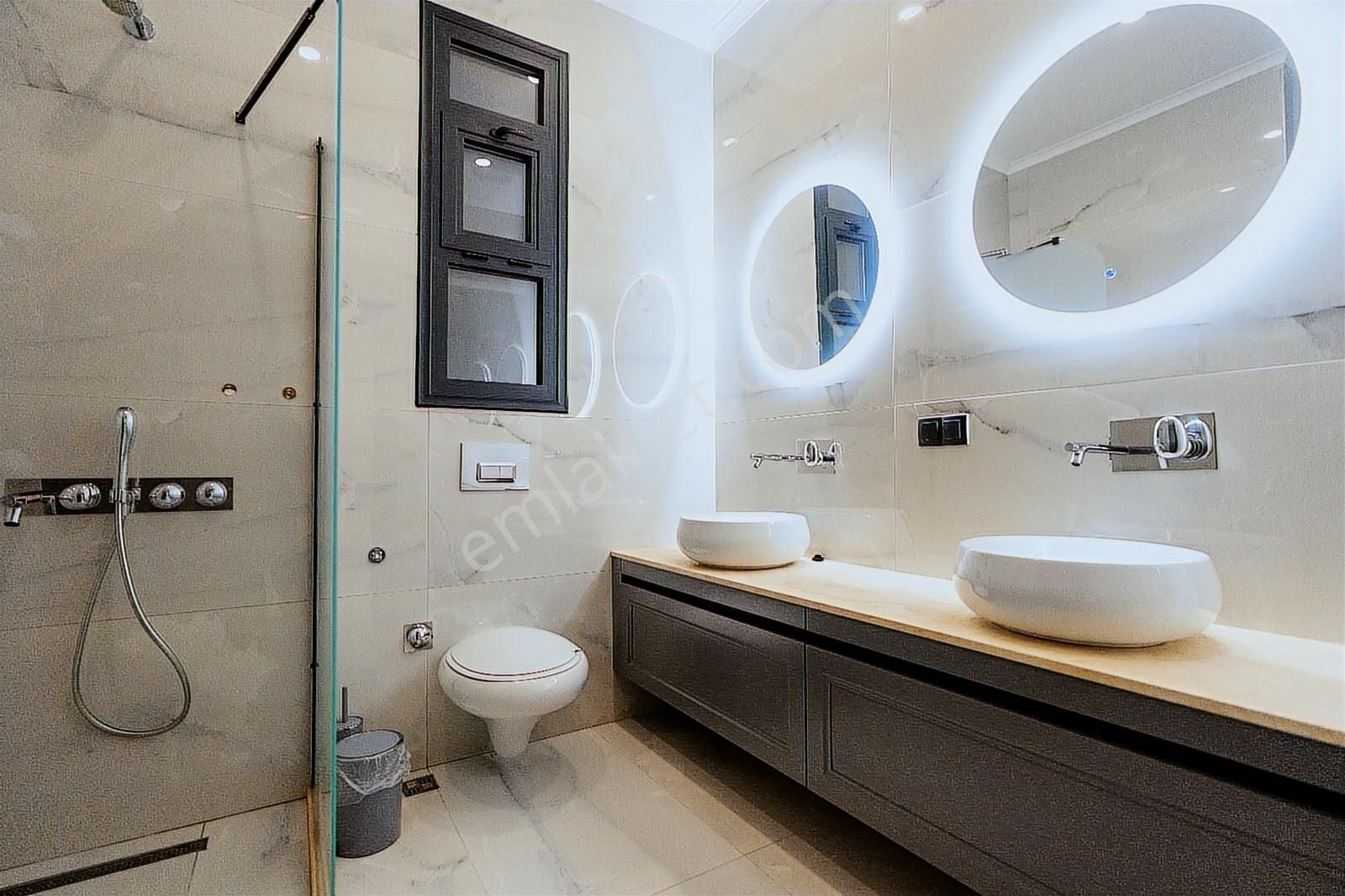 Kuşadası'nda Satılık Full Deniz Manzaralı 7+1 Emsalsiz Malikhane - Görsel 13