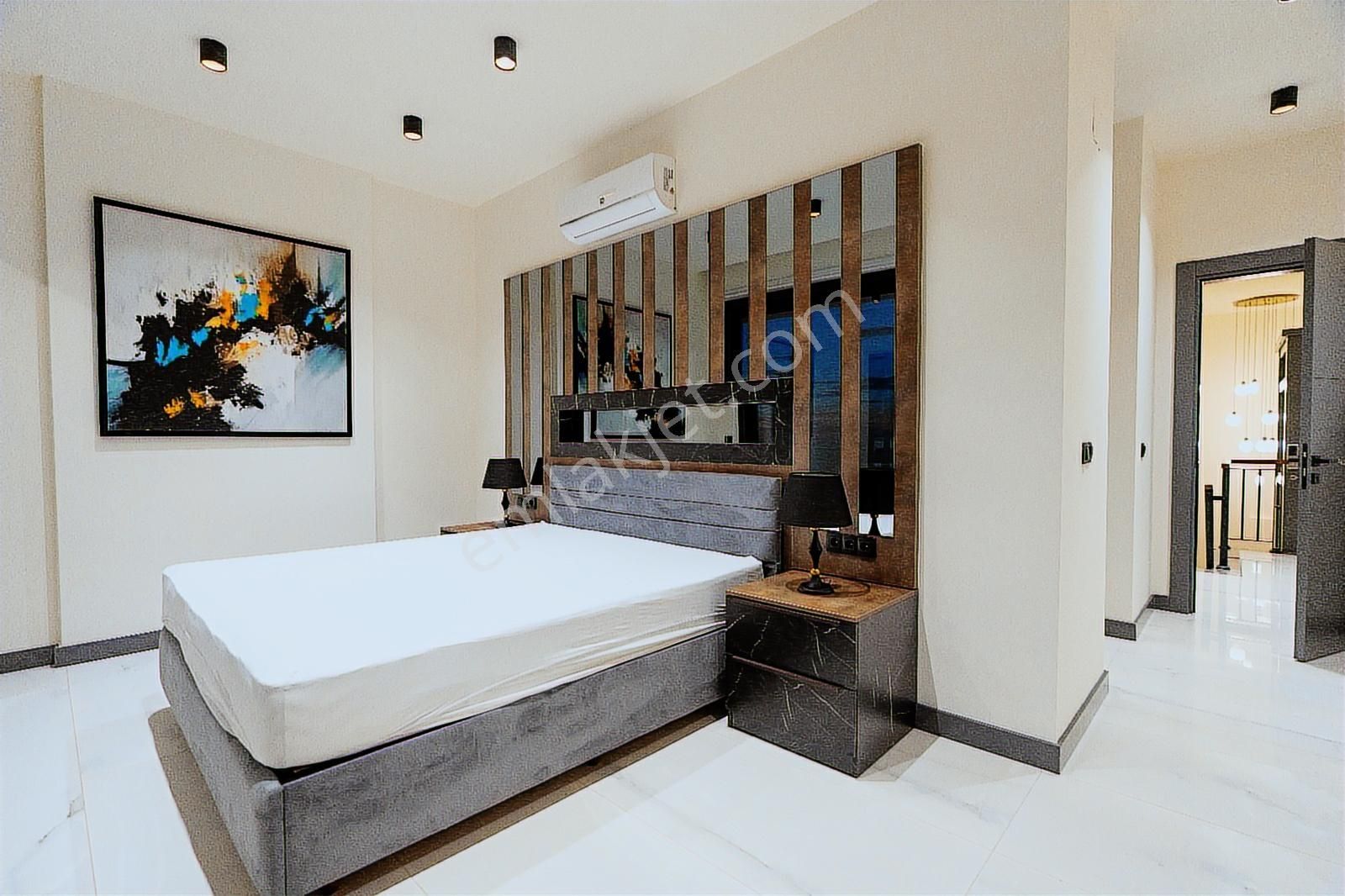 Kuşadası'nda Satılık Full Deniz Manzaralı 7+1 Emsalsiz Malikhane - Görsel 33