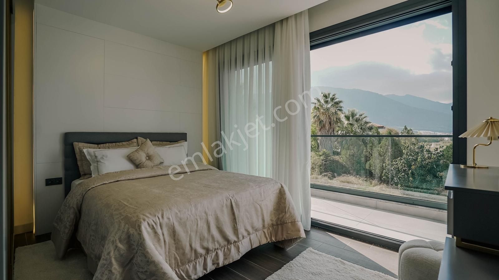 Kuşadası Güzelçamlı'da Full Eşyalı-denize Yakın Müstakil Villa - Görsel 32