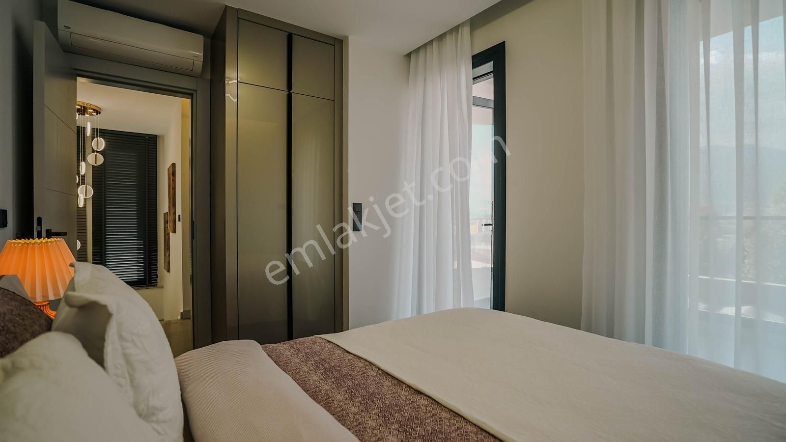 Kuşadası Güzelçamlı'da Full Eşyalı-denize Yakın Müstakil Villa - Görsel 18