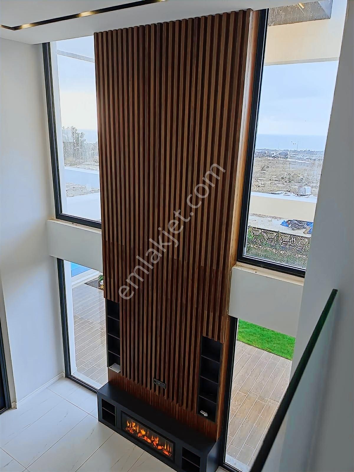 Kuşadası Soğucak'ta Full Deniz Manzaralı Müstakil Villa - Görsel 14