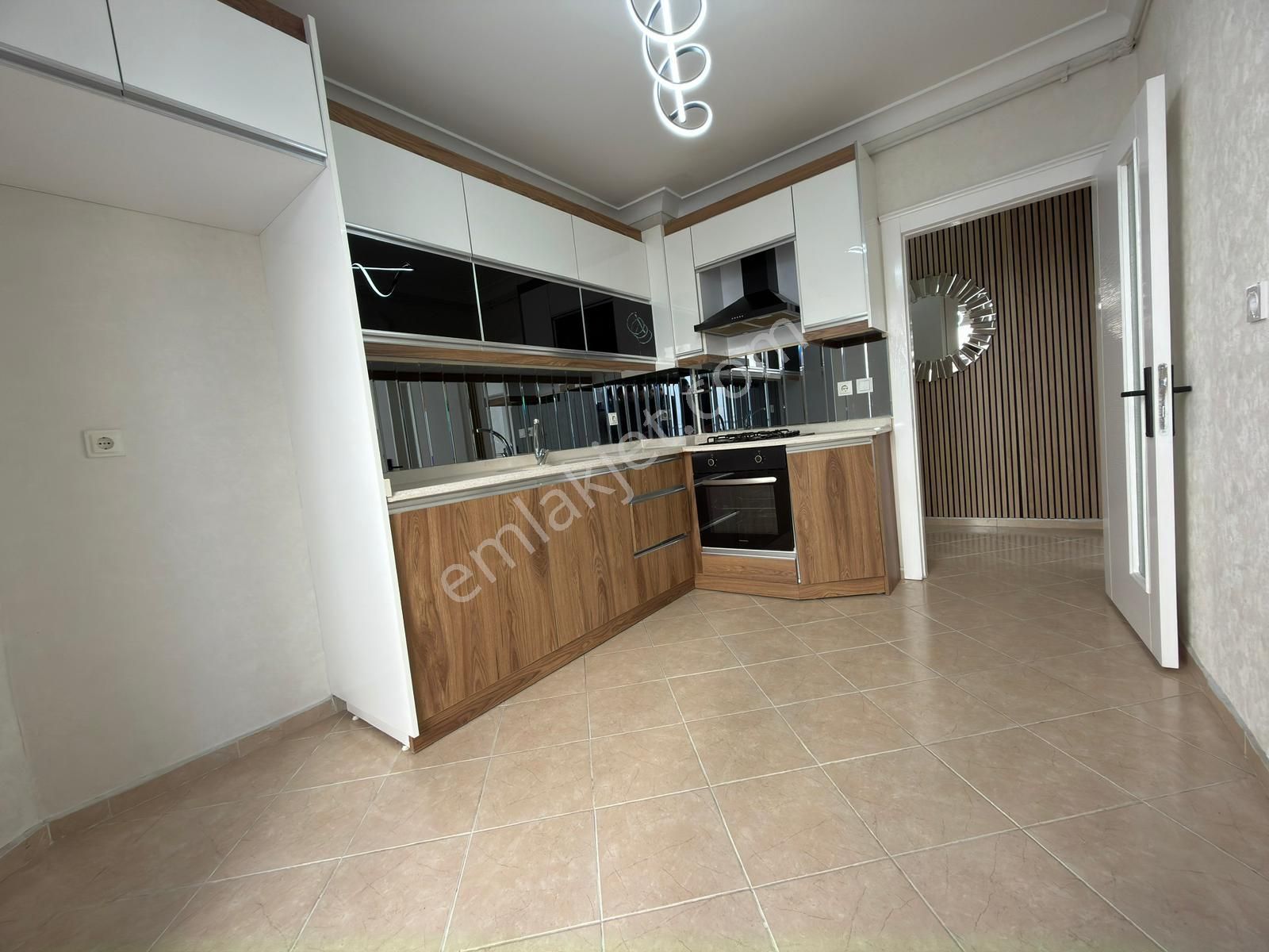 Ovacık Mah. 1.kat 3+1 İskan+asansör 120m2 Kaçmaz Fırsat Dairesi - Görsel 5