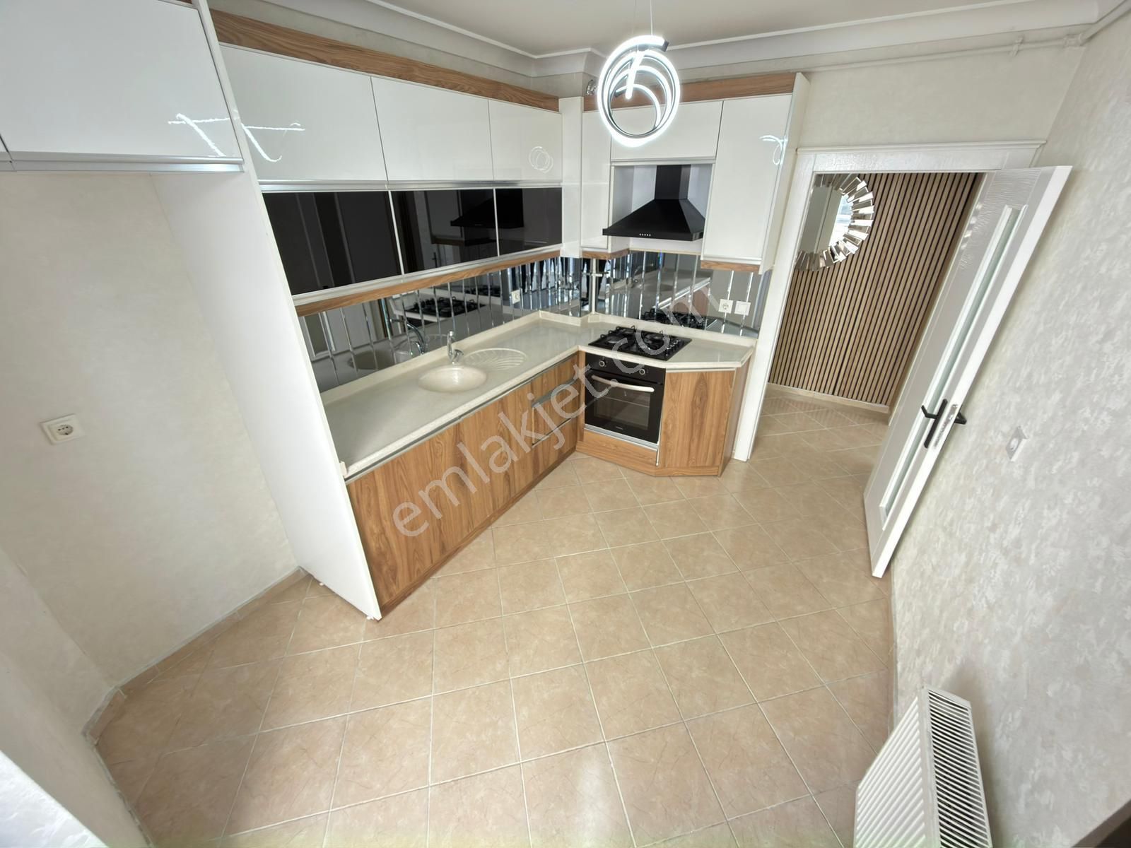 Ovacık Mah. 1.kat 3+1 İskan+asansör 120m2 Kaçmaz Fırsat Dairesi - Görsel 7